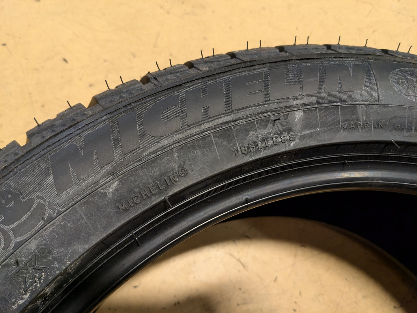 MICHELIN PILOT ALPIN PA4 BSW P 255 45 19 100V SL WINTER TIRE 44651
