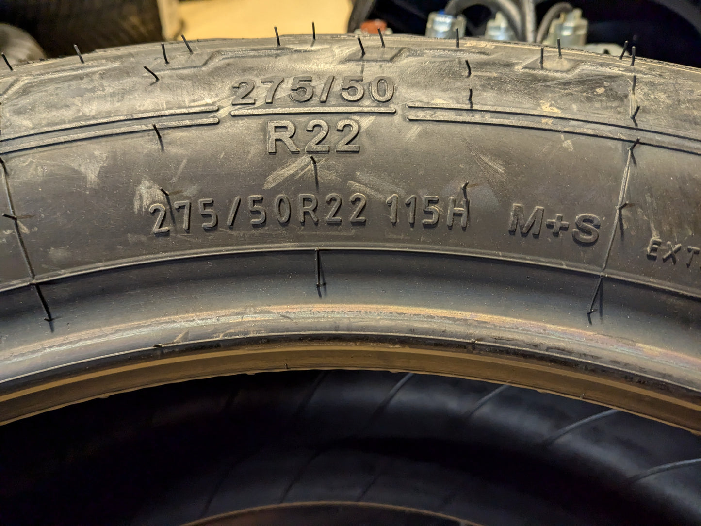 UNIROYAL LAREDO AT BSW P 275 50 22 115H XL ALL SEASON TIRE 17131
