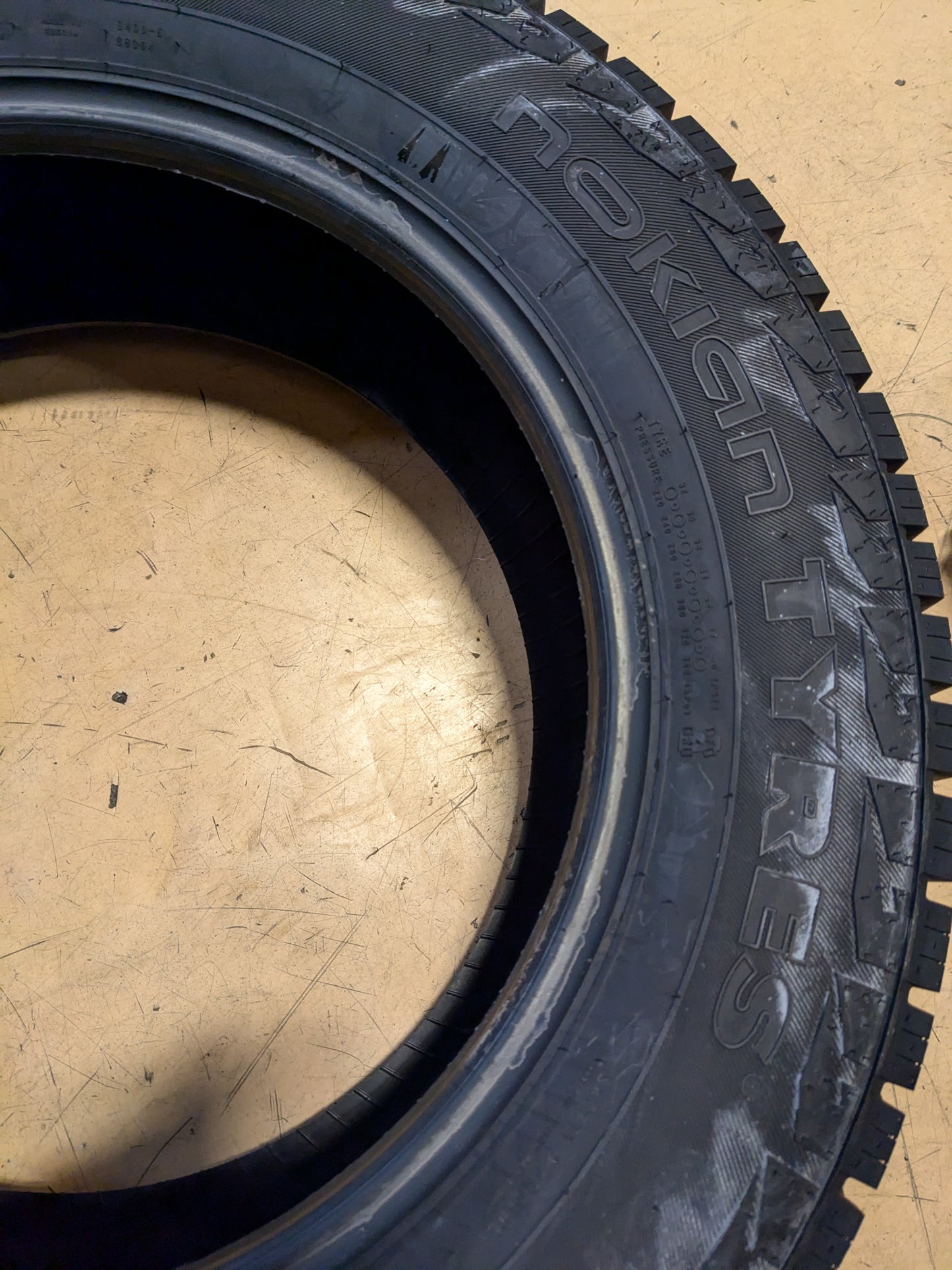 NOKIAN OUTPOST APT BSW P 225 65 17 102H ALL TERRAIN TIRE T432099