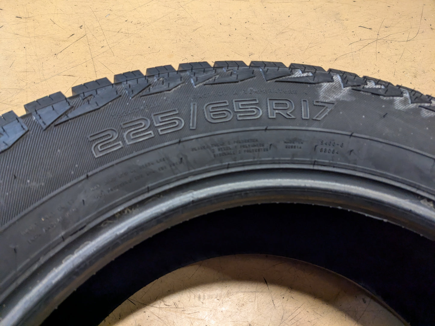 NOKIAN OUTPOST APT BSW P 225 65 17 102H ALL TERRAIN TIRE T432099