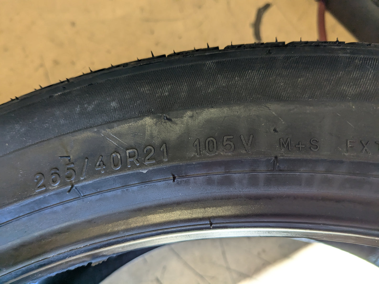 2 UNIROYAL TIGER PAW TOURING AS BSW P 265 40 21 105V XL ALL SEASON TIRE 30700
