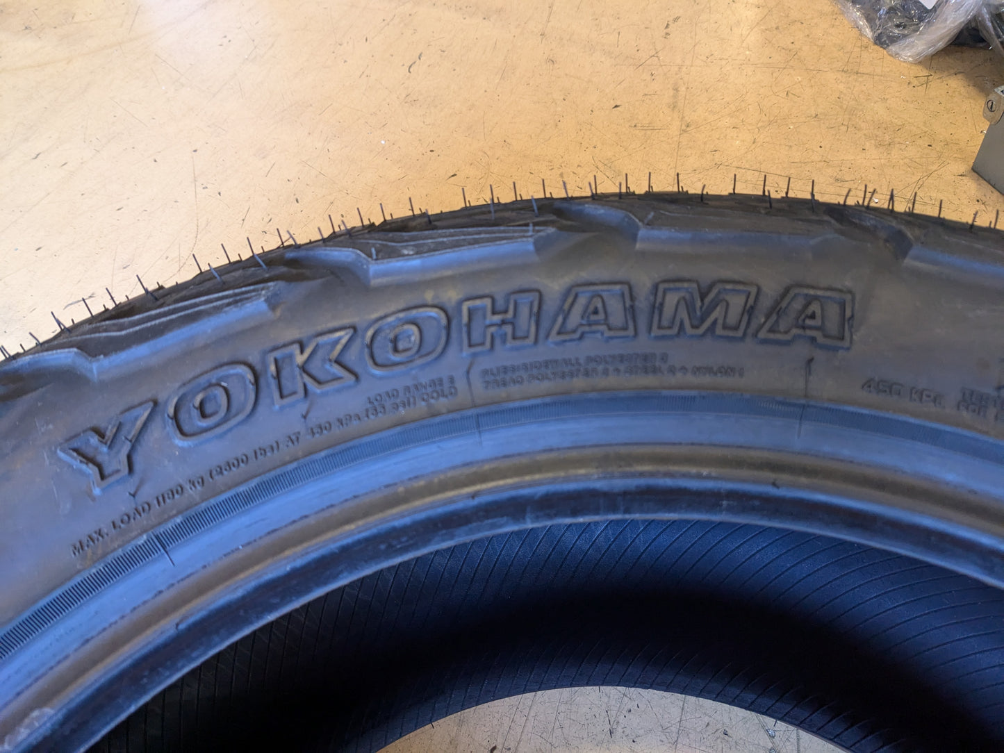 YOKOHAMA GEOLANDAR X-AT BSW LT 33 12.50 20 114Q E ALL TERRAIN TIRE 110116017