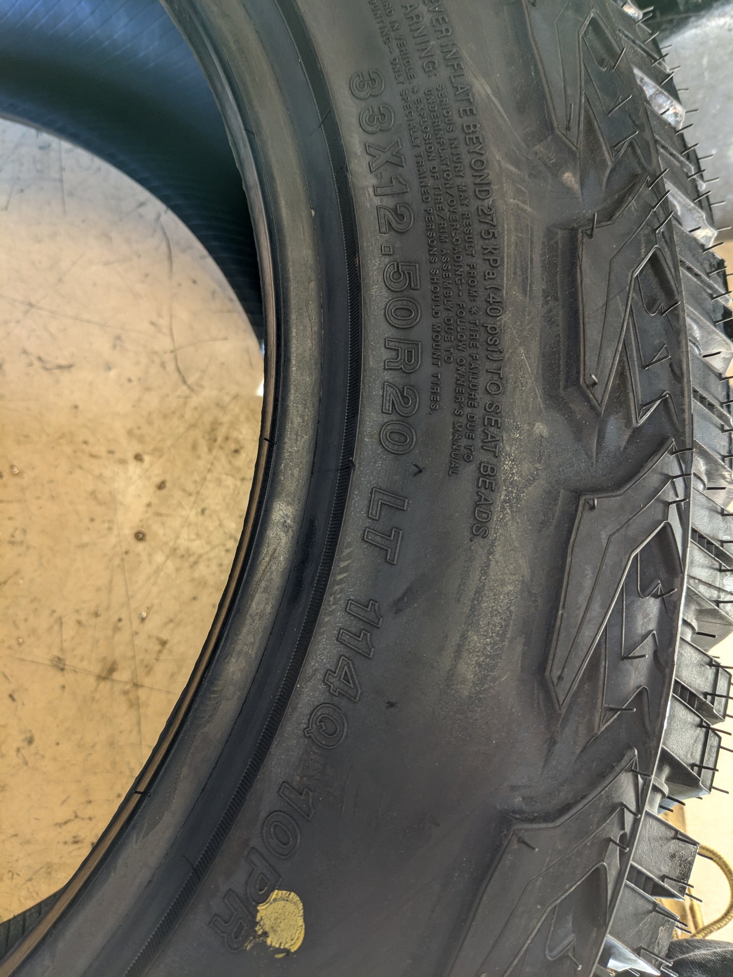 YOKOHAMA GEOLANDAR X-AT BSW LT 33 12.50 20 114Q E ALL TERRAIN TIRE 110116017