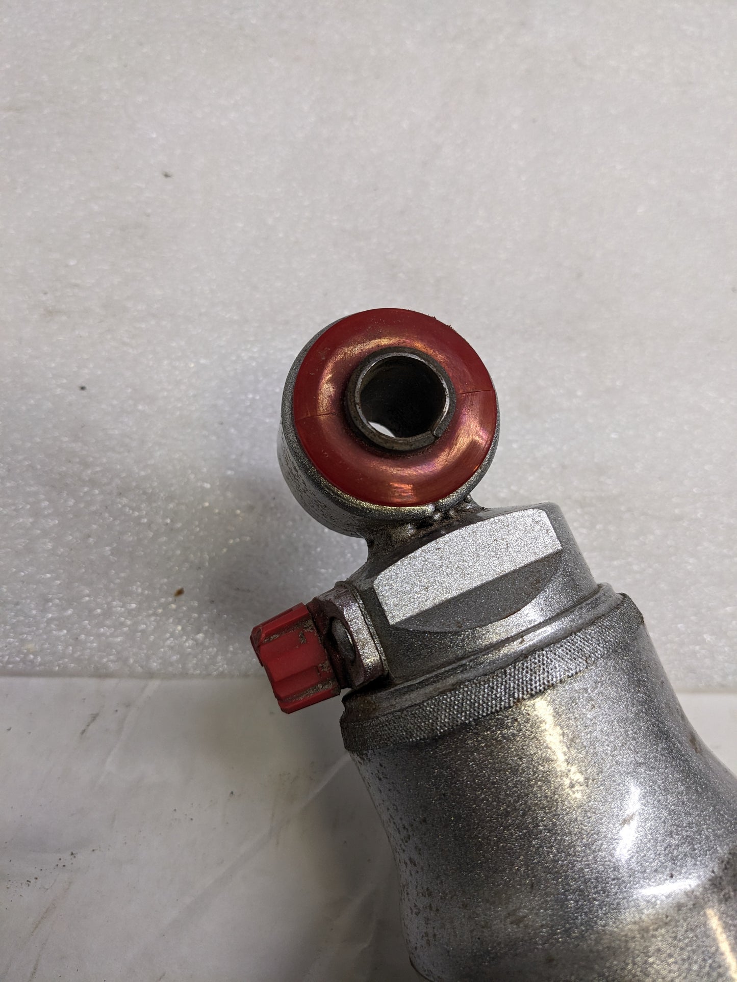 TRENDSAUTO RANCHO RS9000XL PAIR OF FRONT GAS SHOCK ABSORBERS FOR 2011-2016 FORD F250 F350 NEW SR