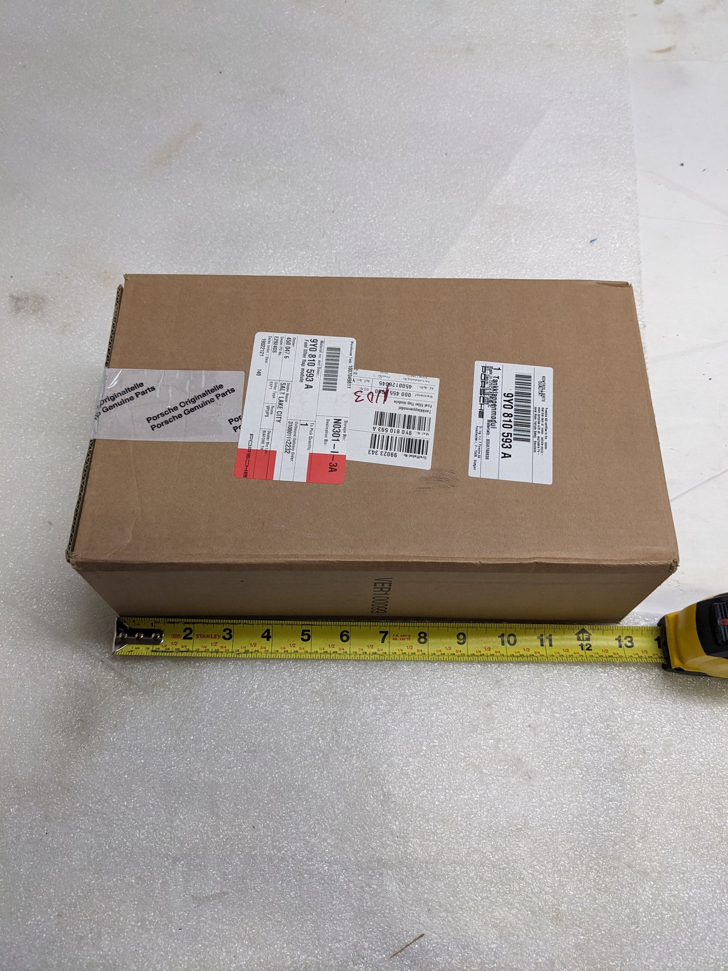 PORSCHE 9Y0810593A DRIVE MOTOR BATTERY PACK CHARGING PORT ASSEMBY FOR 2019-2023 CAYENNE NEW R21