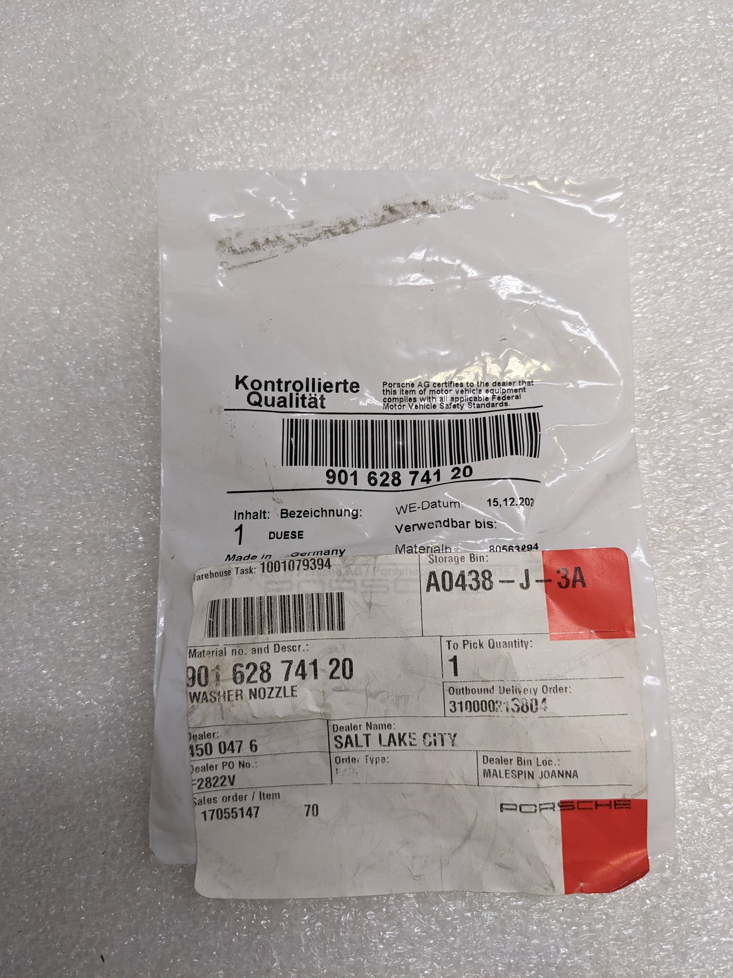 PORSCHE 90162874120 WASHER NOZZLE FOR 1965-1973 911 NEW R23T2