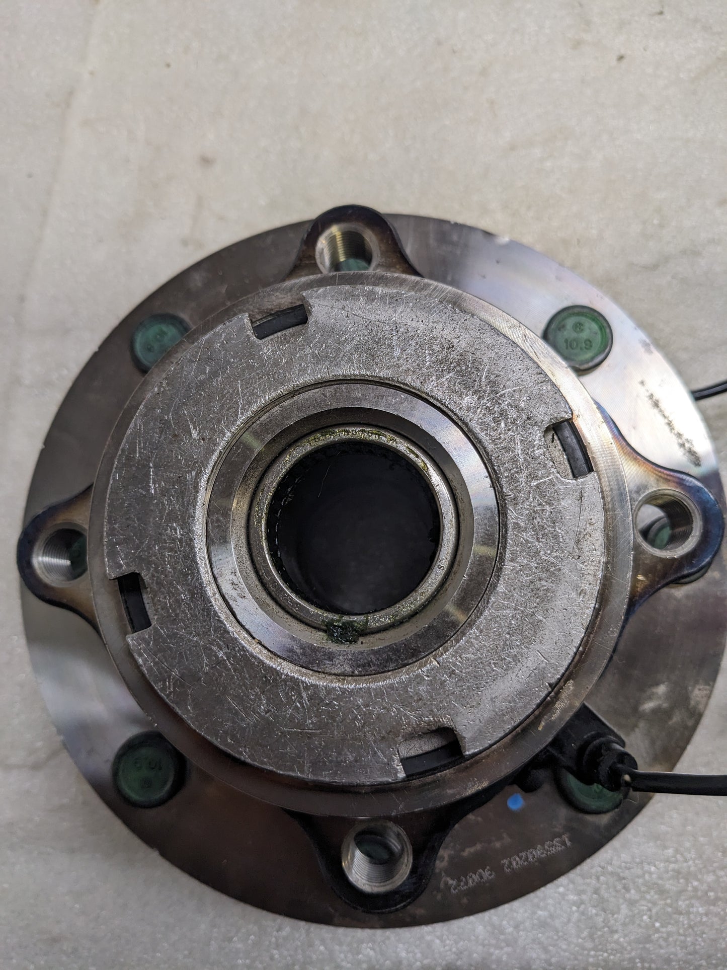 SKF BR930420 WHEEL BEARING AND HUB ASSEMBLY FOR 2005-2000 FORD EXCURSION #3 NEW R10TA