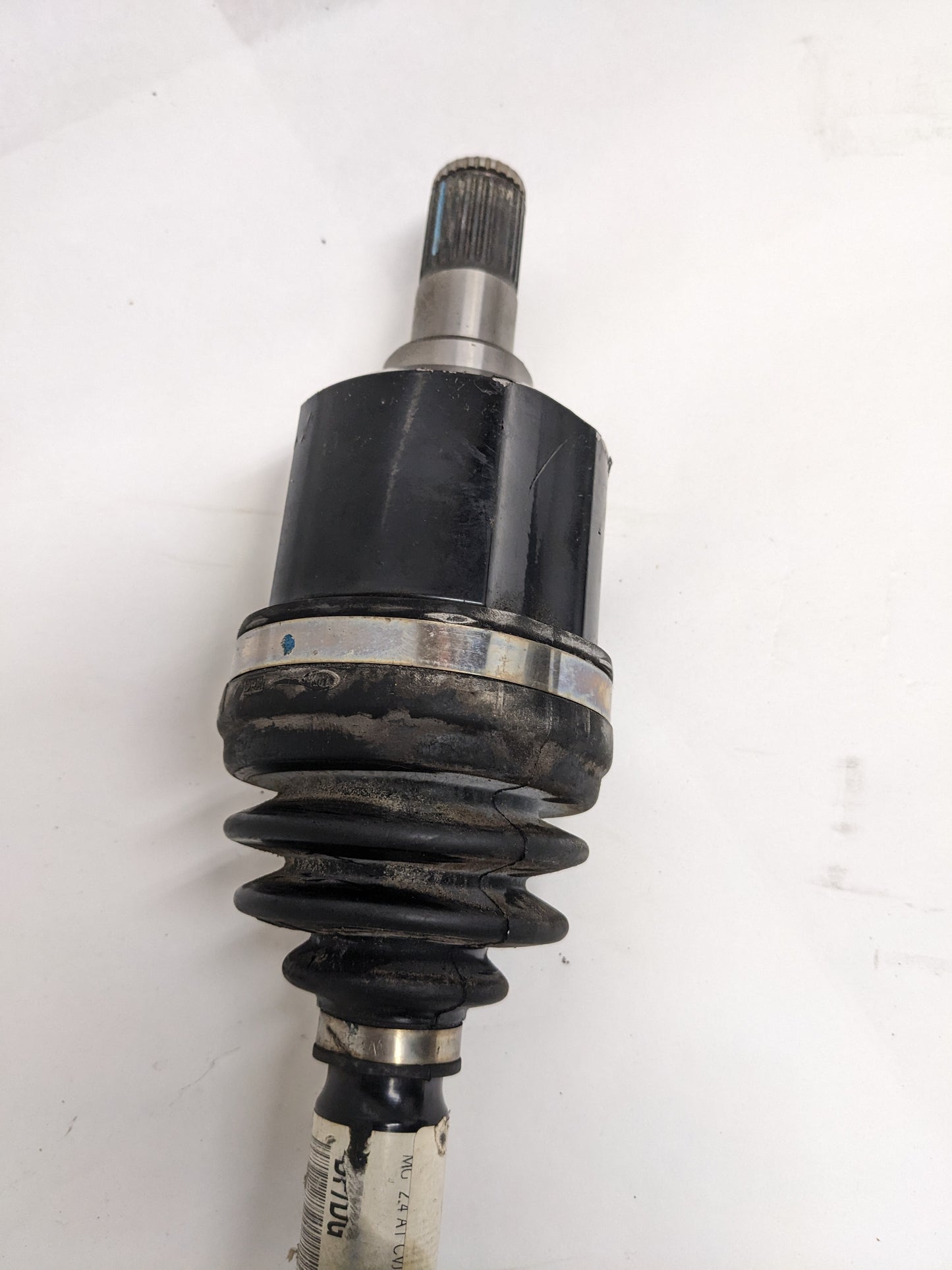 HYUNDAI 49500-3X100 DRIVER SIDE AXLE ASSEMBLY FOR 2011-2017 HYUNDAI NEW R19