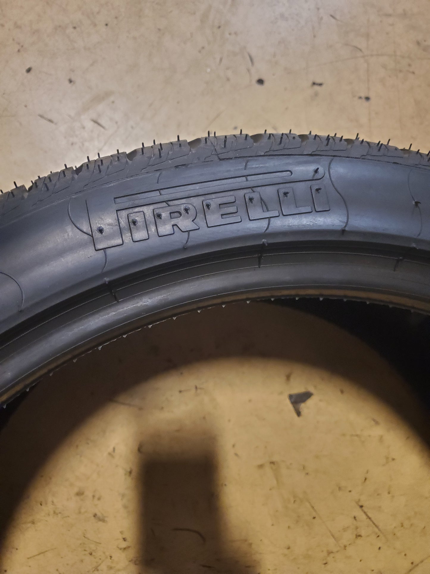 NOS PIRELLI P ZERO NERO ALL SEASON BSW P 275 35 20 102W XL UHP TIRE 2026200