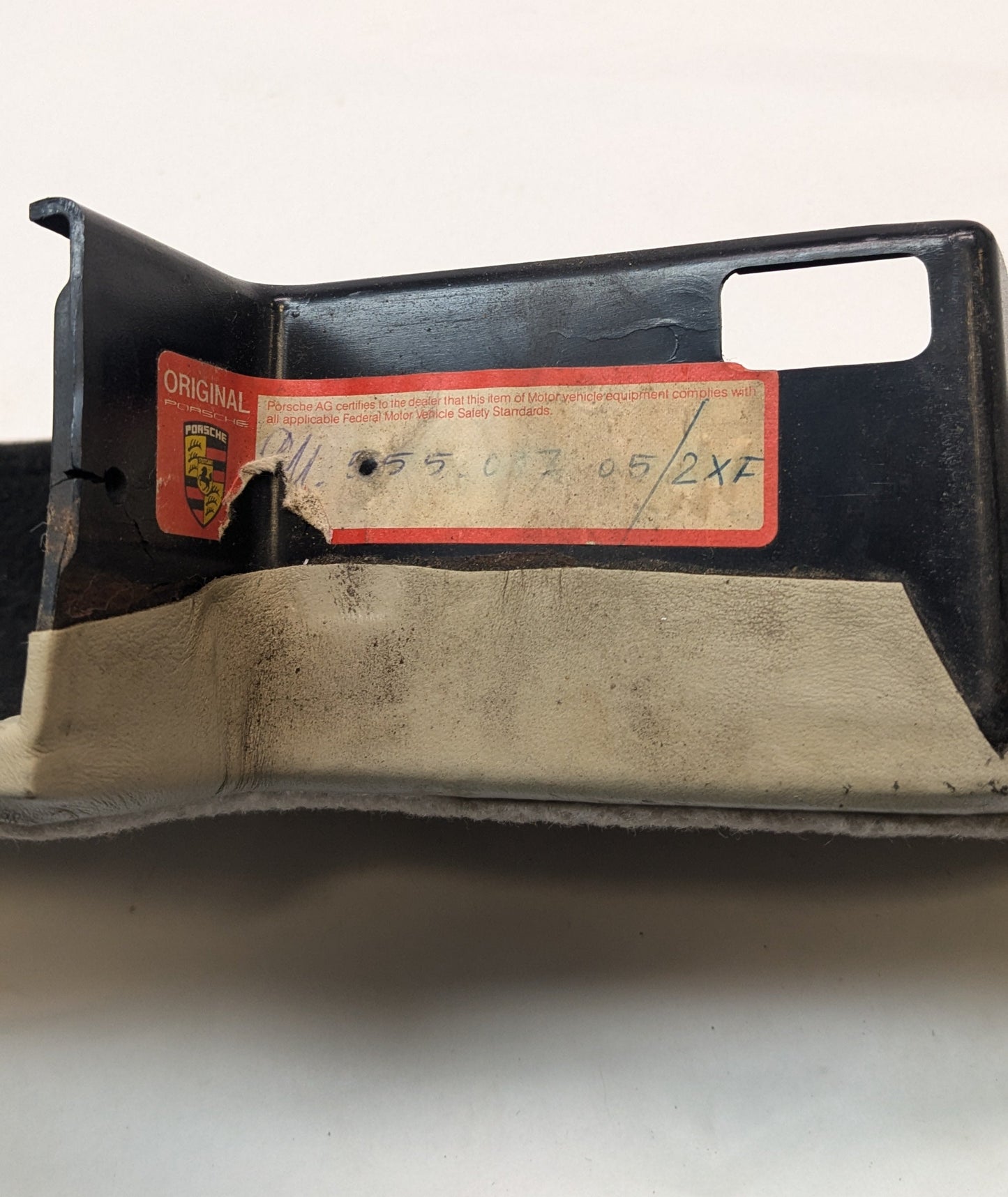 USED PORSCHE CARRERA 911 DRIVER DOOR PANEL POCKET LID STORAGE 911 555 444 00