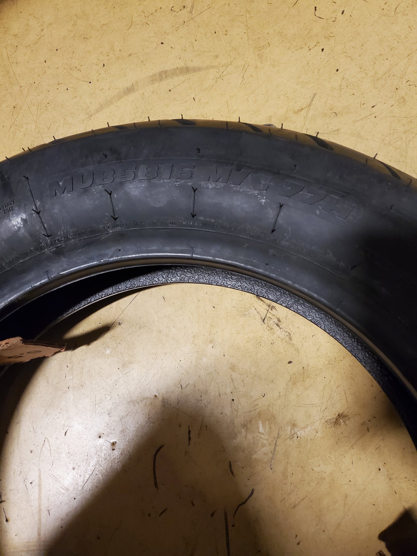 METZELER ME888 MARATHON ULTRA BSW MU85 16 77H REAR MOTORCYCLE TIRE 2318900