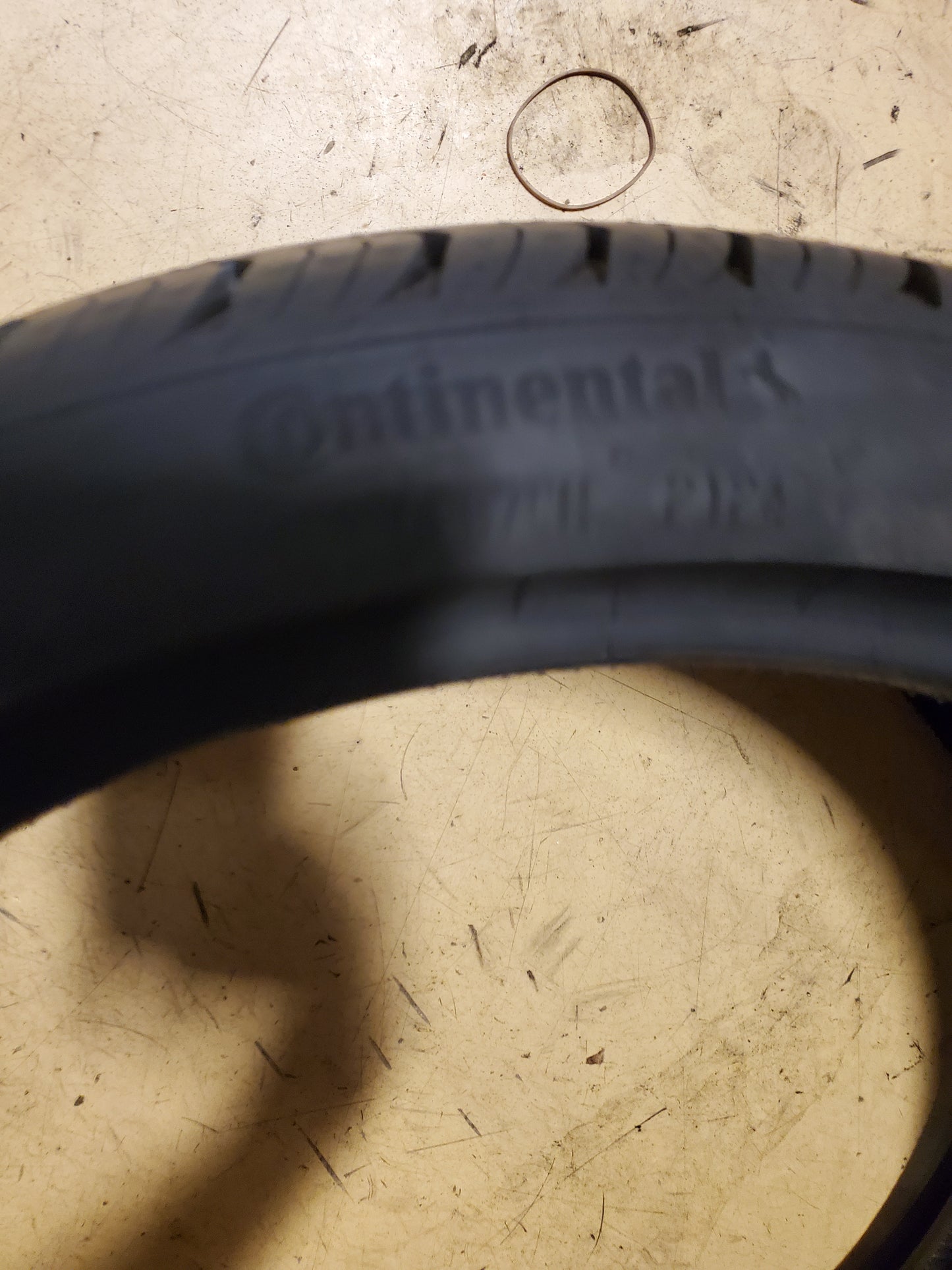 CONTINENTAL PROCONTACT RX SSR BSW P 235 35 19 91V XL ALL SEASON TIRE 15500150000