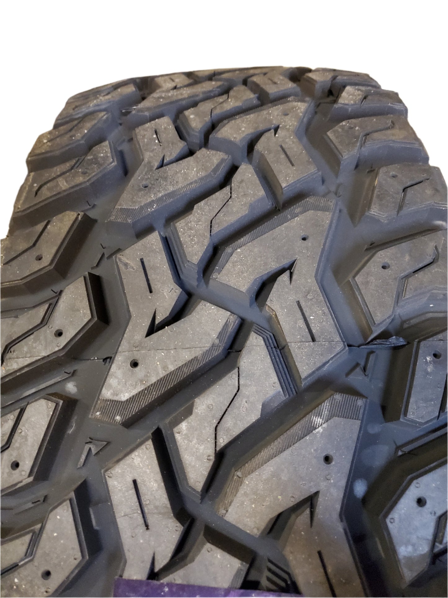 PREDATOR NEW MUTANT X-RT BSW LT 37 13.5 20 128Q 12PLY ALL TERRAIN TIRE PRXRT38