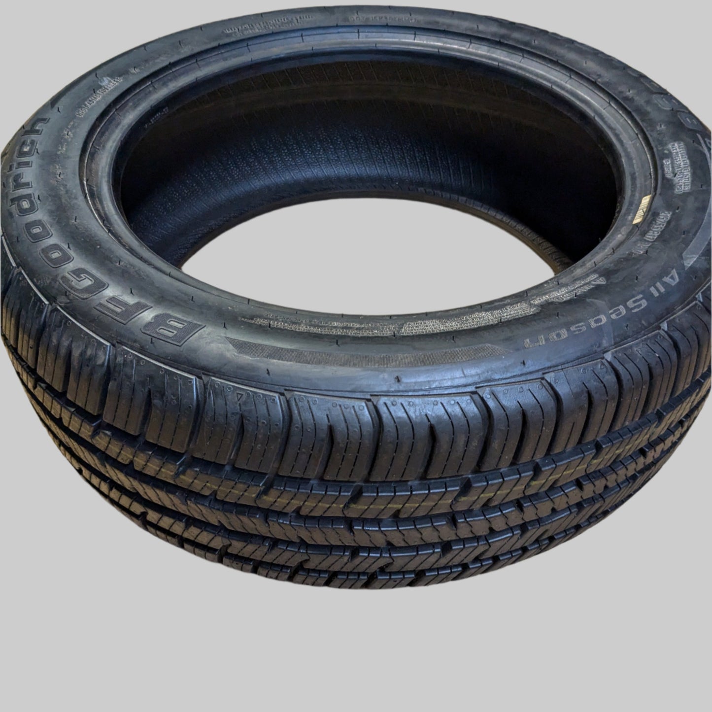 4 BFGOODRICH ADVANTAGE CONTROL A/S P 215 55 17 94V SL ALL SEASON TIRES 21590