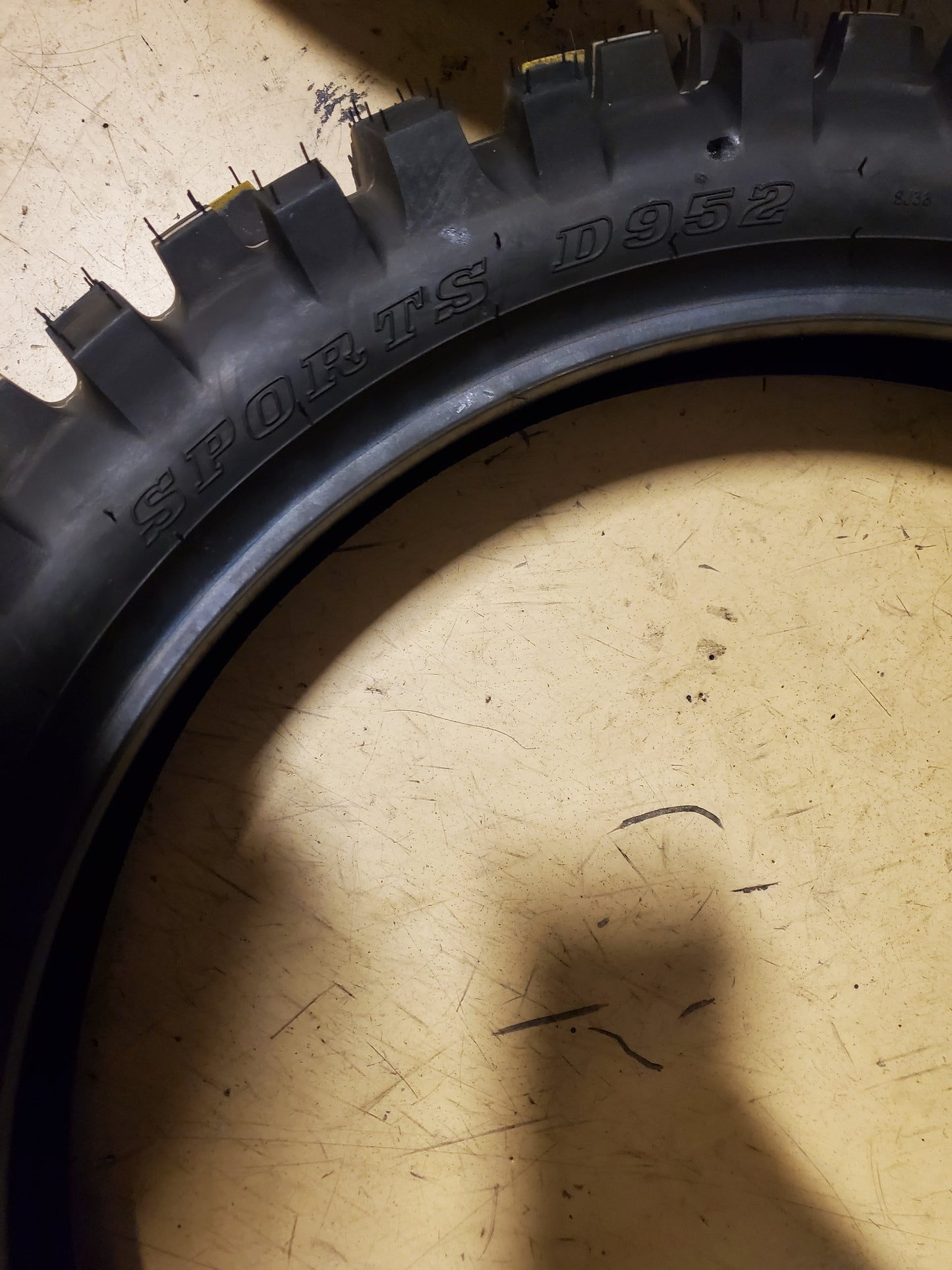 DUNLOP SPORTS D952 BSW 100 90 19 57M REAR DIRT BIKE TIRE 45174669