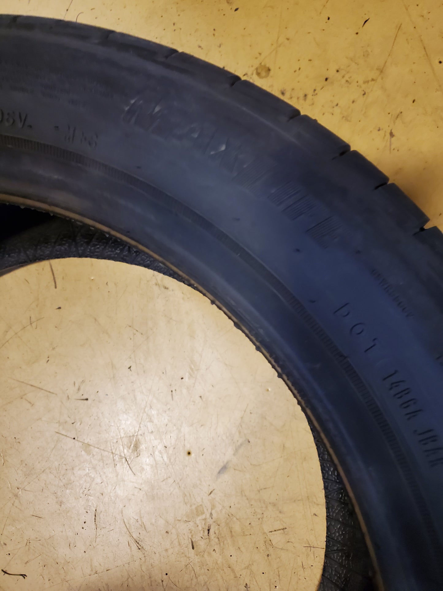 GOODYEAR ASSURANCE MAXLIFE BSW P 215 50 17 95V XL ALL SEASON TIRE 110977545