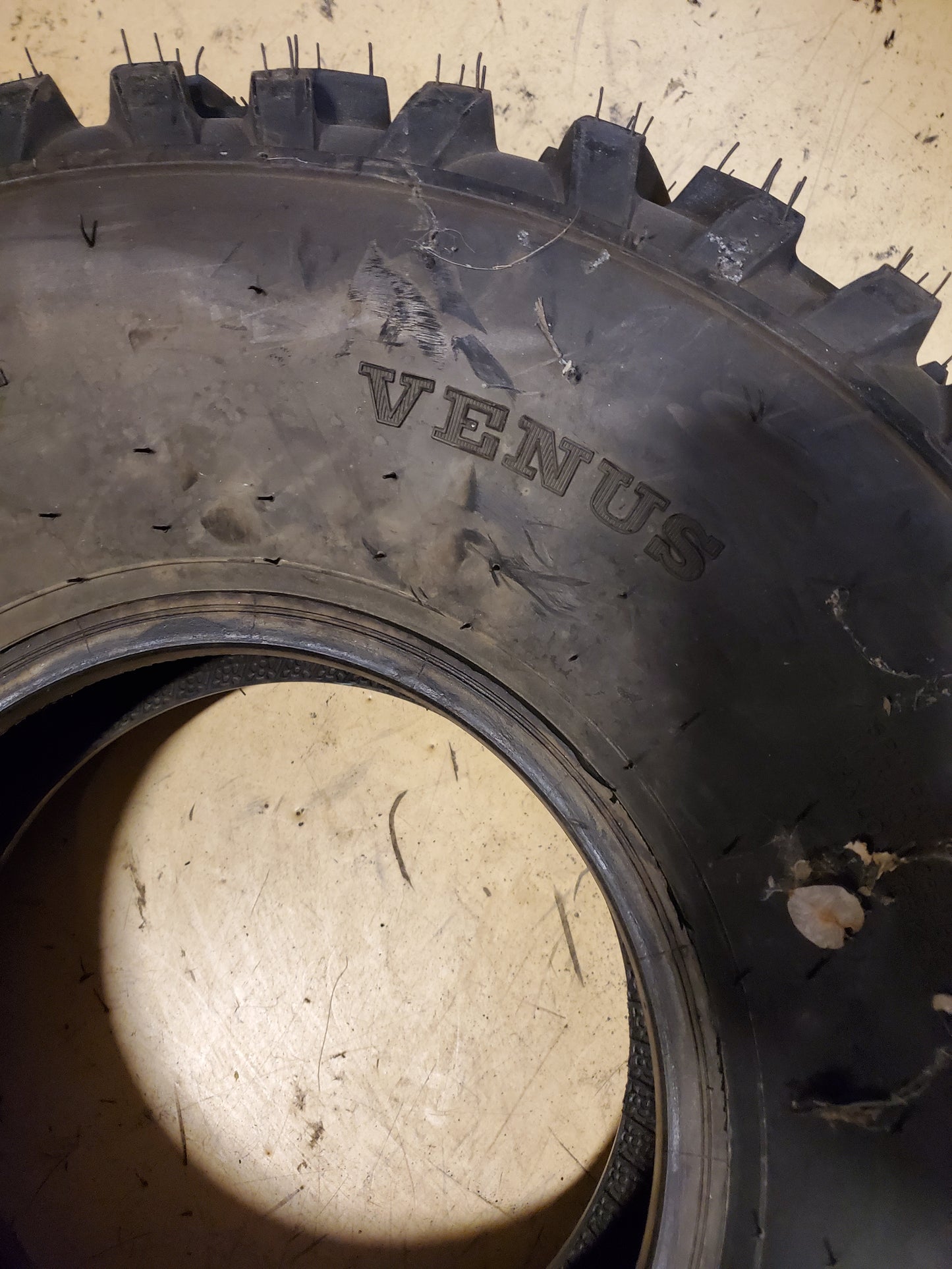 TYRE GUIDER VENUS BSW AT 24 9 10 45F 6PLY ATV/UTV TIRE TGV24910