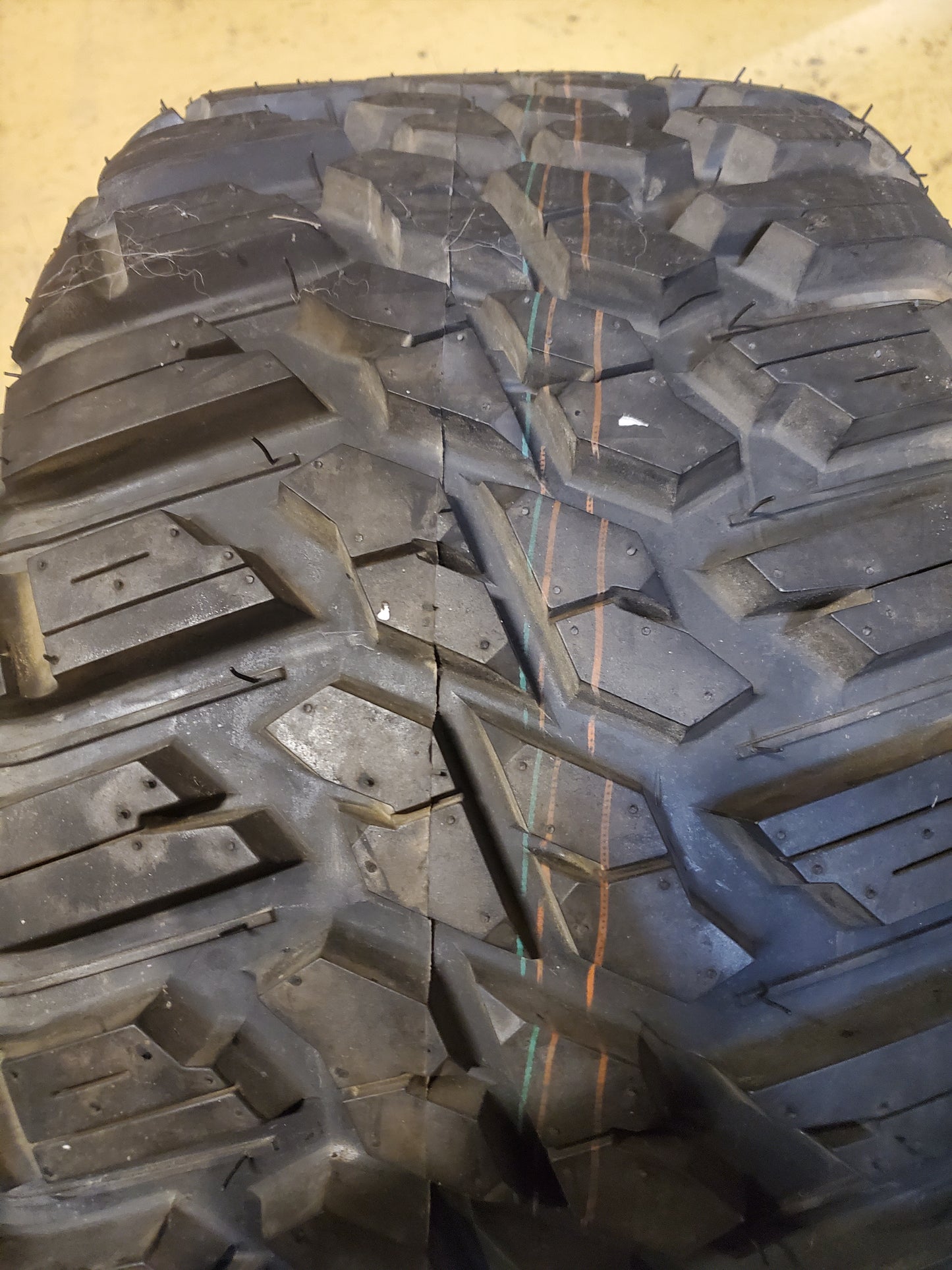 NOS KANATI MONGREL BSW AT 26 10 14 10PLY ATV/UTV TIRE AM142610MG