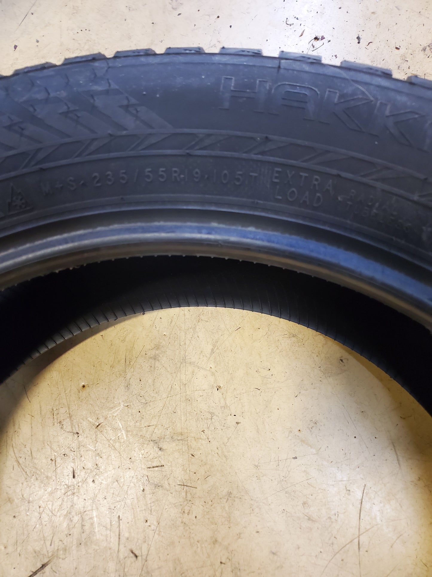 NOKIAN HAKKAPELIITTA 10 SUV STUDDED P 235 55 19 105T XL WINTER TIRE TSF00026