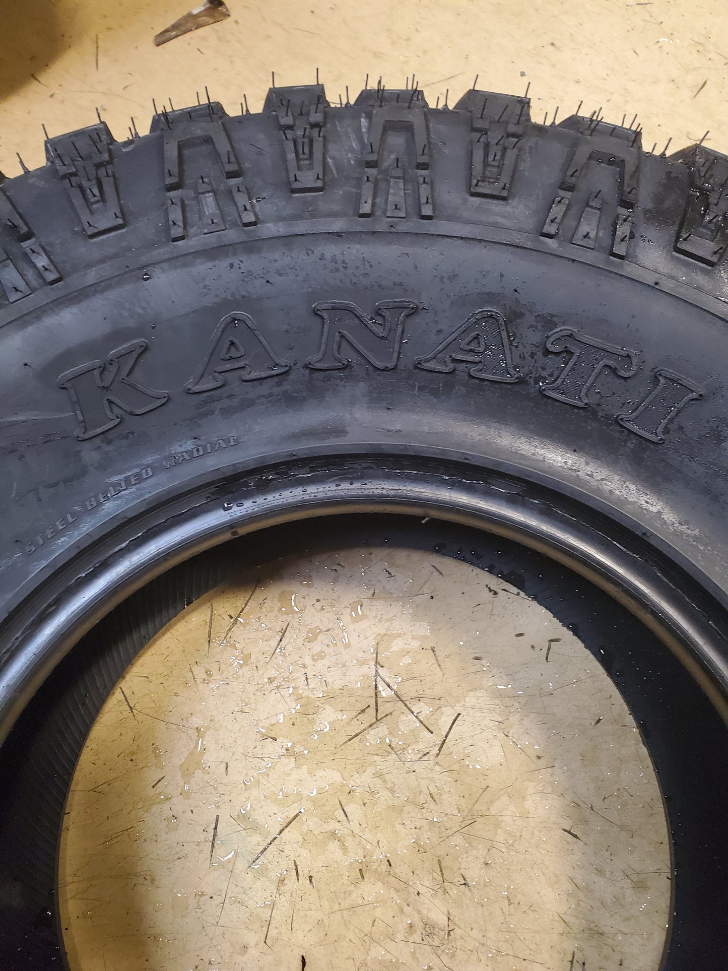 KANATI TRAIL HOG A/T-4 LT 37 12.50 17 124Q 10PLY ALL TERRAIN TIRE LTG1737125E