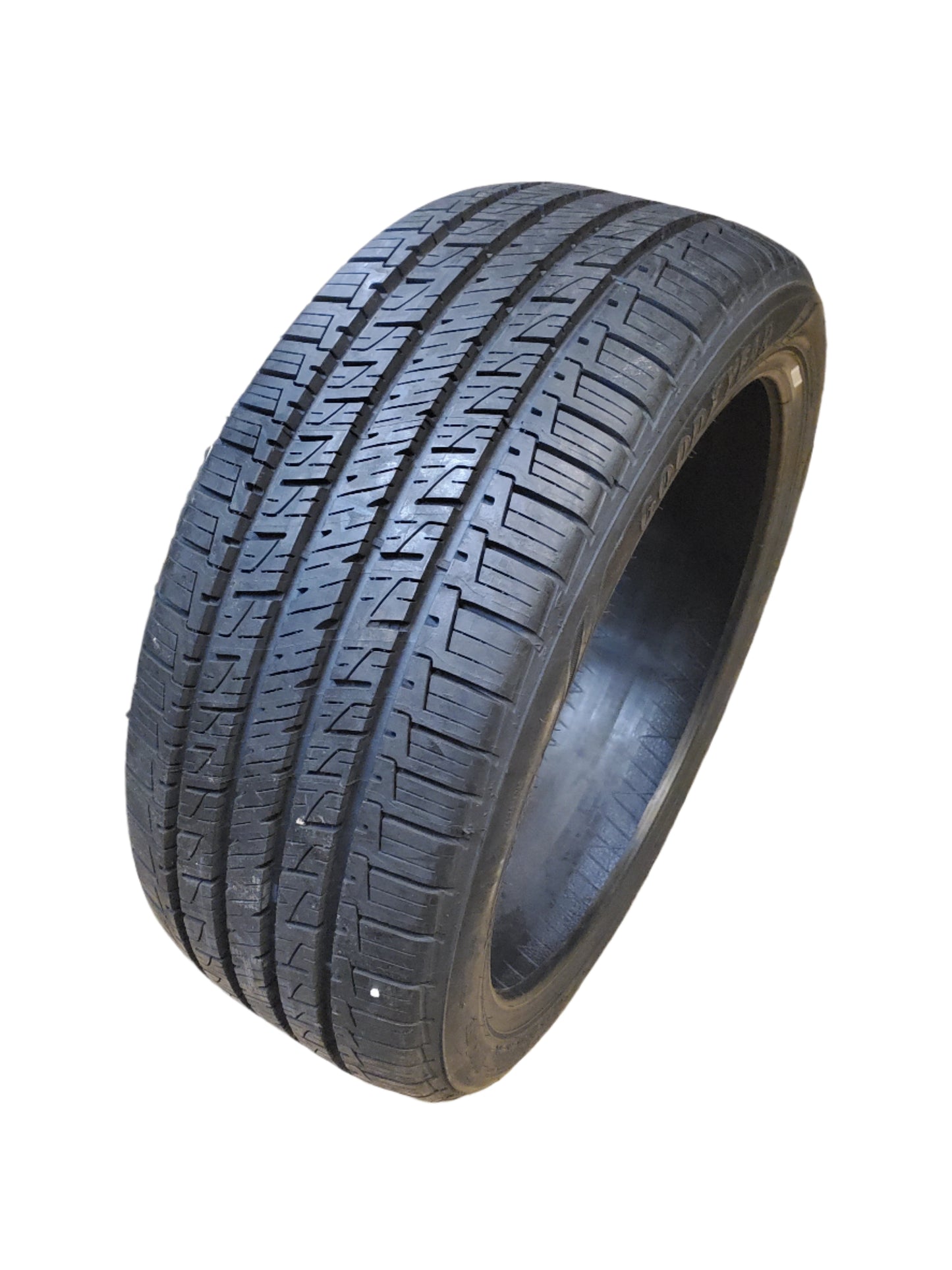 2 GOODYEAR ASSURANCE MAXLIFE BSW P 235 40 19 96V XL ALL SEASON TIRE 110918545