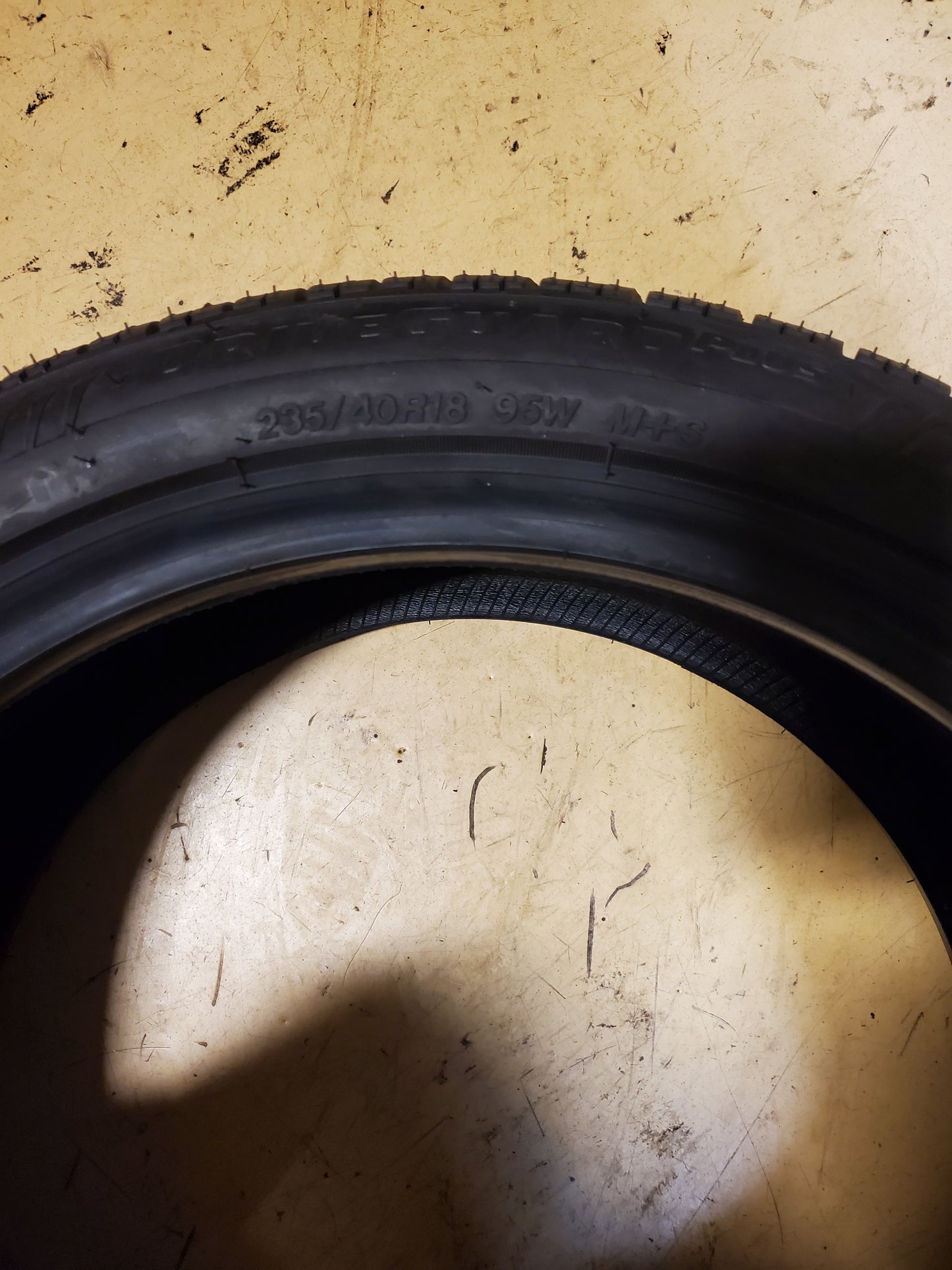 BRIDGESTONE DRIVEGUARD PLUS BSW P 235 40 18 95W XL TOURING TIRE 006483