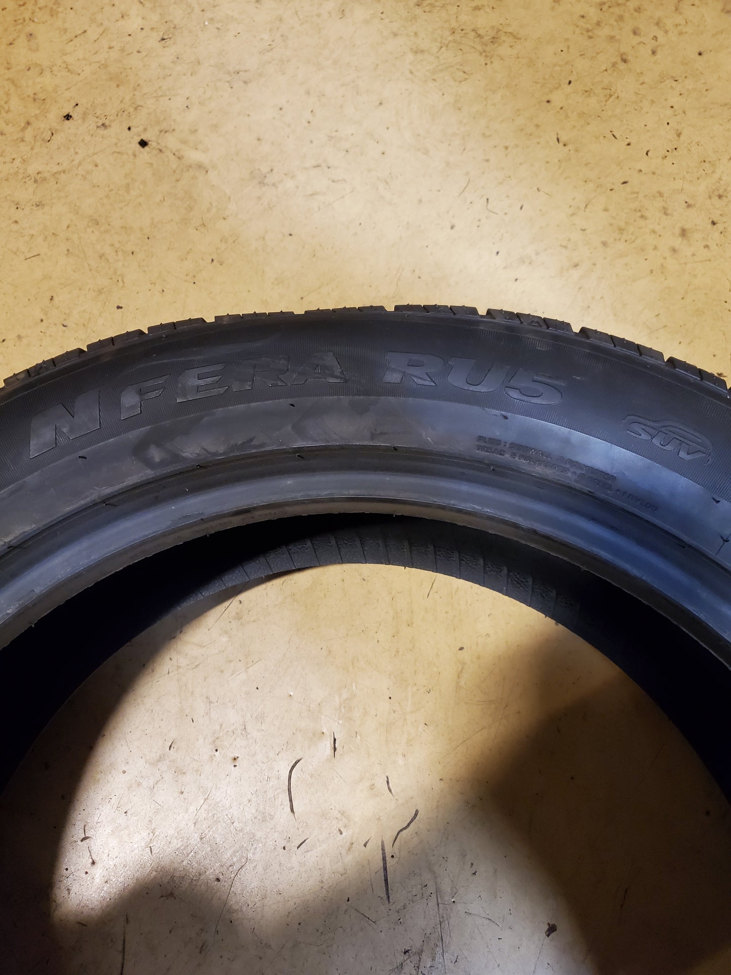 NOS NEXEN N FERA RU5 SUV BSW P 235 55 20 105V XL PERFORMANCE TIRE 14016NXK