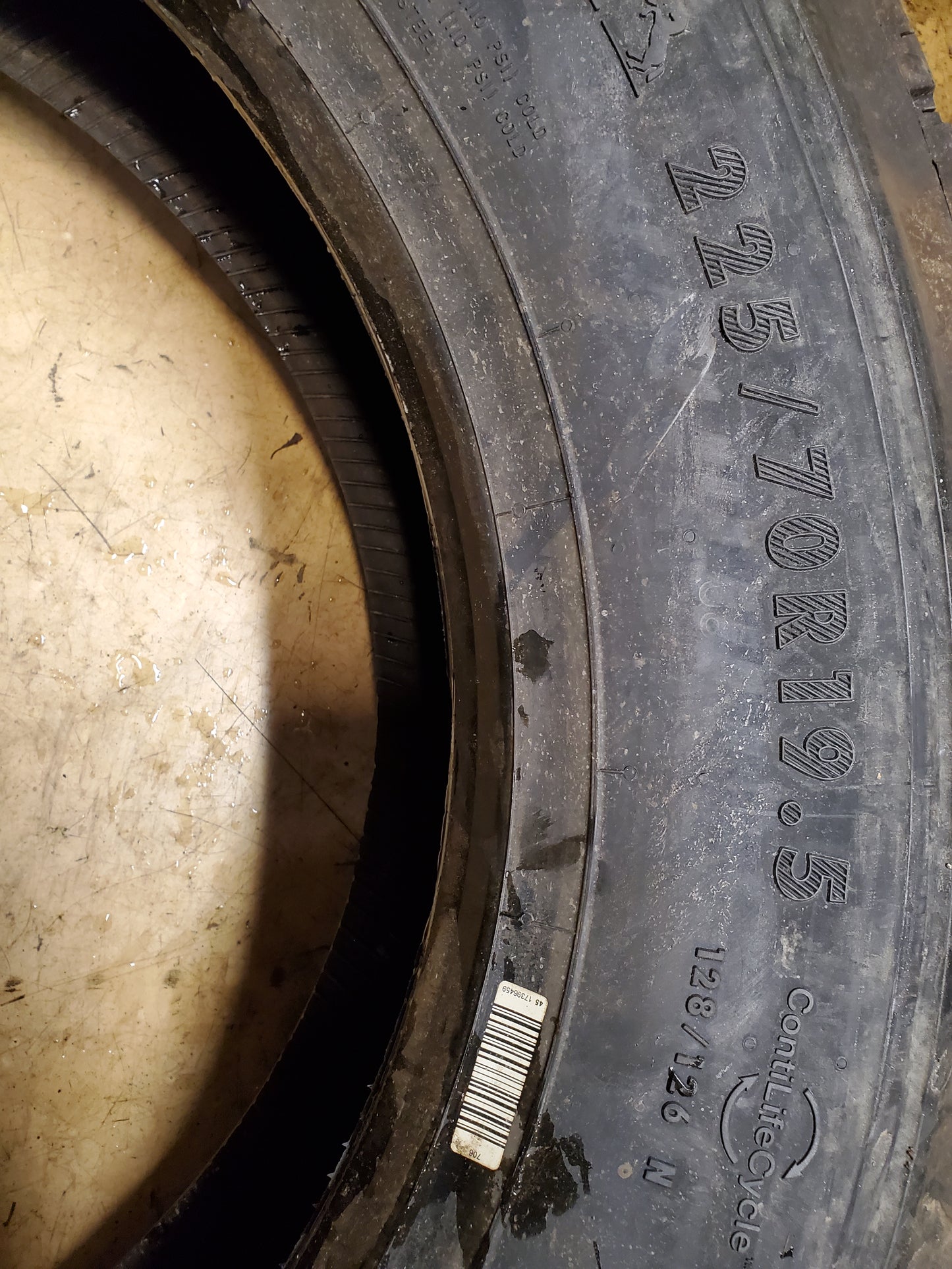 CONTINENTAL HSR+ BSW 225 70 19.5 128/126N 14PLY ALL POSITION TIRE 0512552
