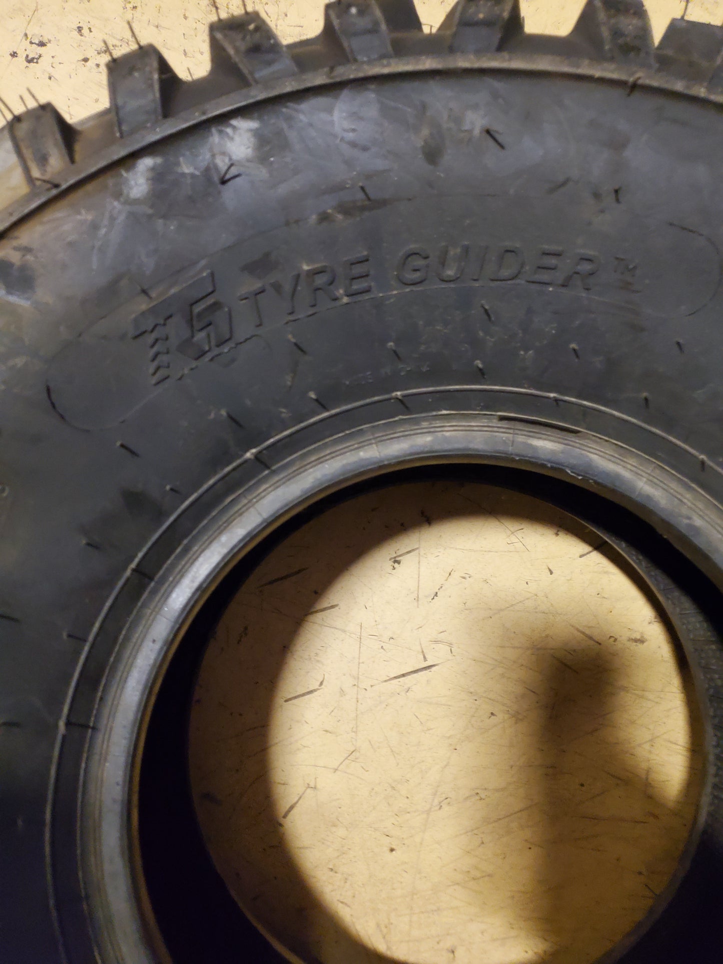 TYRE GUIDER VENUS BSW AT 24 9 10 45F 6PLY ATV/UTV TIRE TGV24910