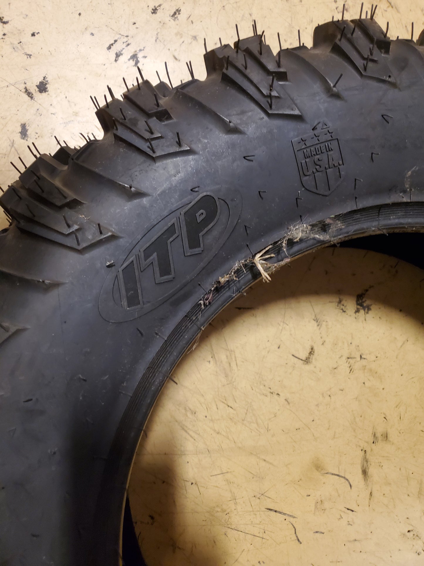ITP VERSA CROSS V3 BSW 33 10 18 8PLY ATV/UTV TIRE 6P1376