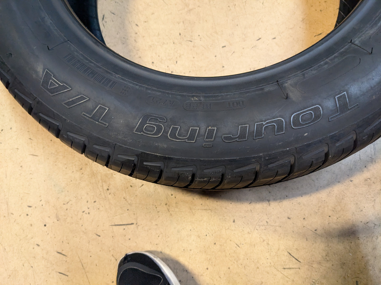 NOS BFGOODRICH TOURING T/A BSW P 195 60 15 88T ALL SEASON TIRE 34375