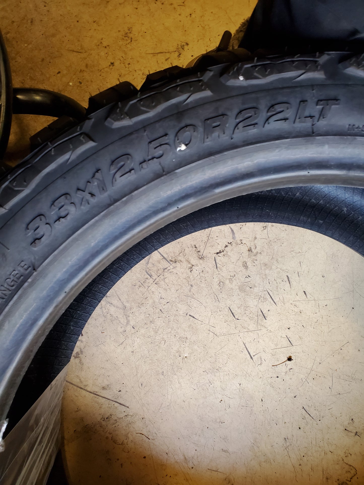 LINGLONG CROSSWIND M/T BSW LT 33 12.5 22 109Q 10PLY MUD TIRE 221007519