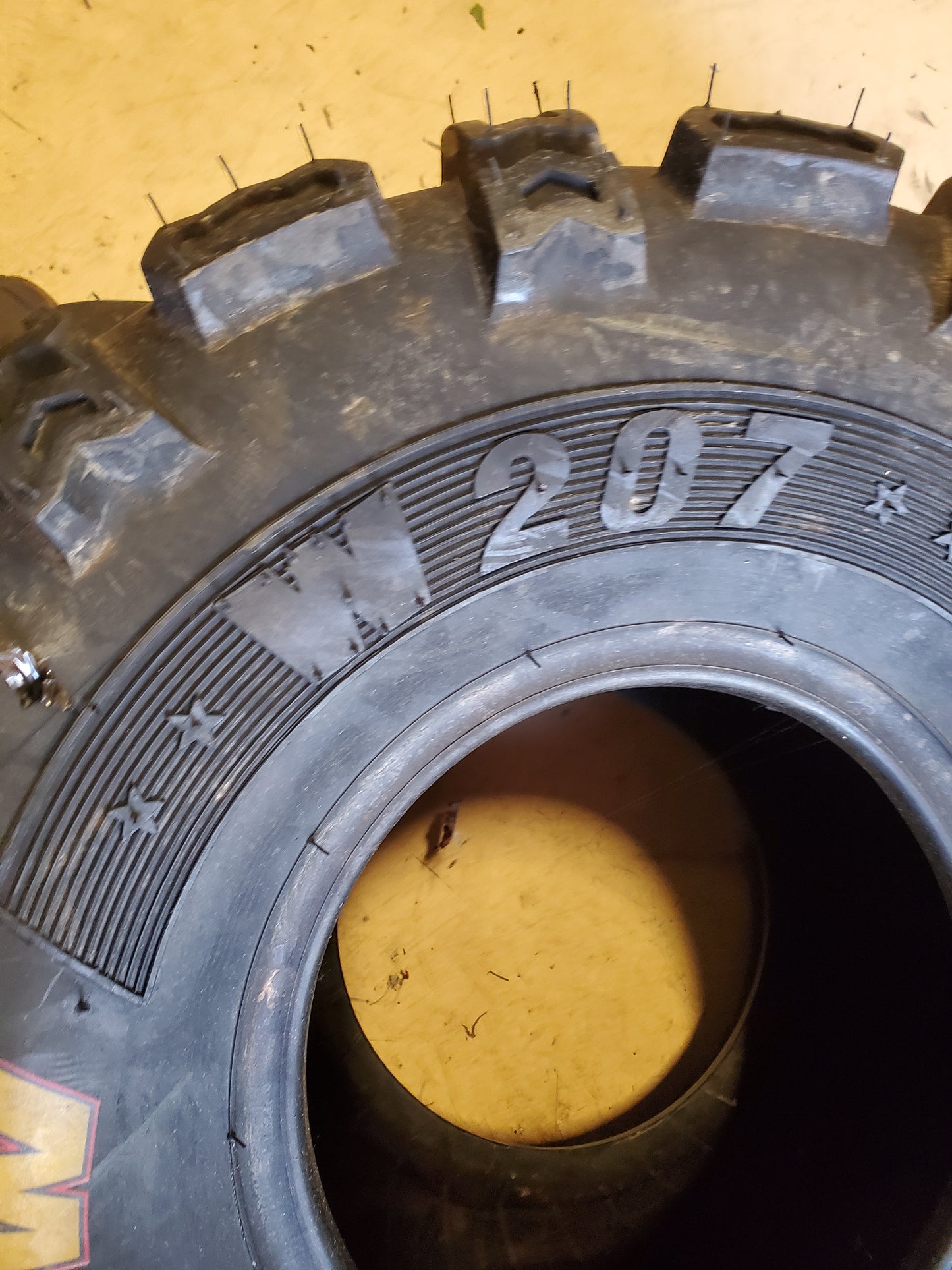 NOS BKT W207 BSW AT 25 13 9 6PLY ATV/UTV TIRE 94001644