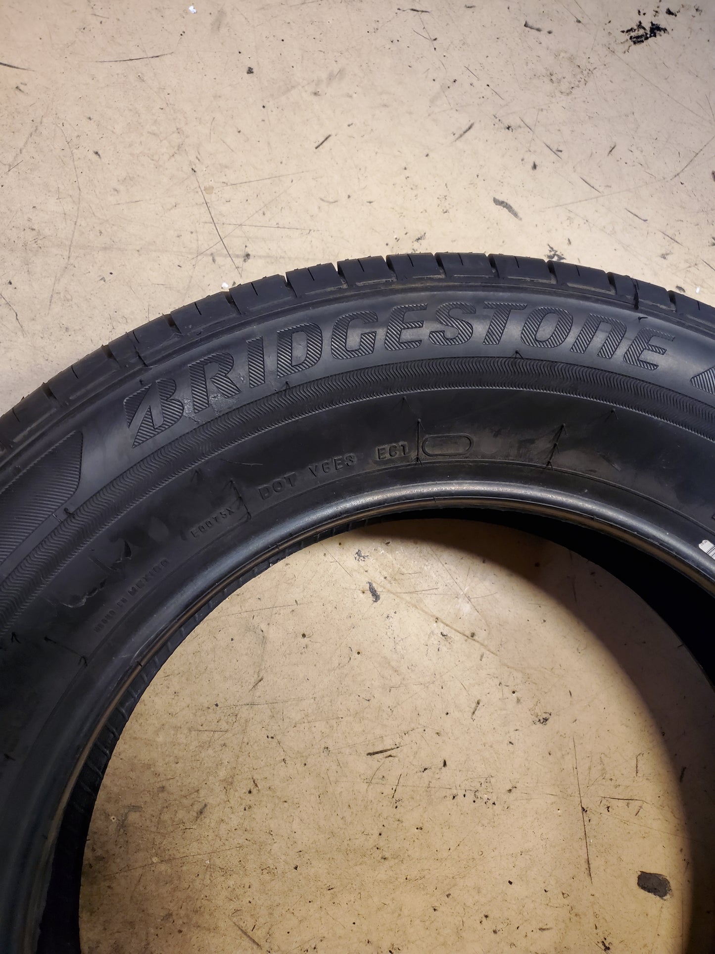 2 NOS BRIDGESTONE ECOPIA H/L 422 PLUS BSW P 215 65 17 99H ALL SEASON TIRE 007236