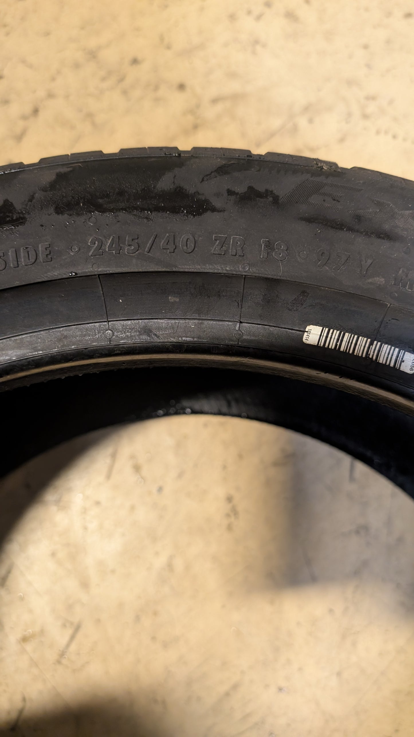 CONTINENTAL EXTREMECONTACT DWS06 PLUS P 245 40 18 97Y XL TIRE 15573000000