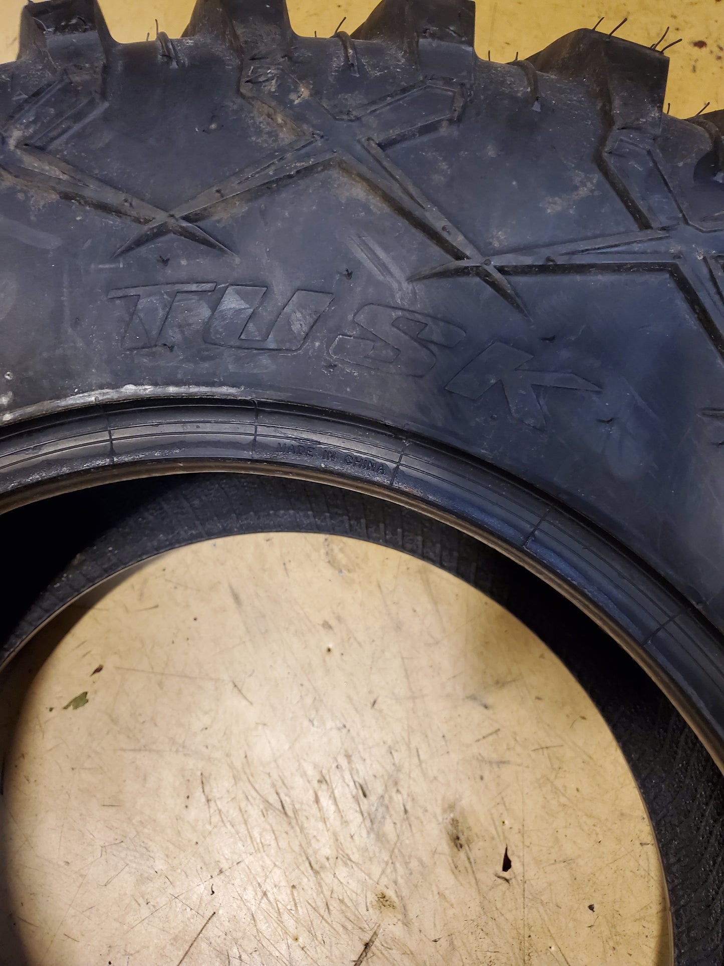 TUSK TERRABITE BSW 30 10 15 80M 6PLY ATV/UTV TIRE TT301015