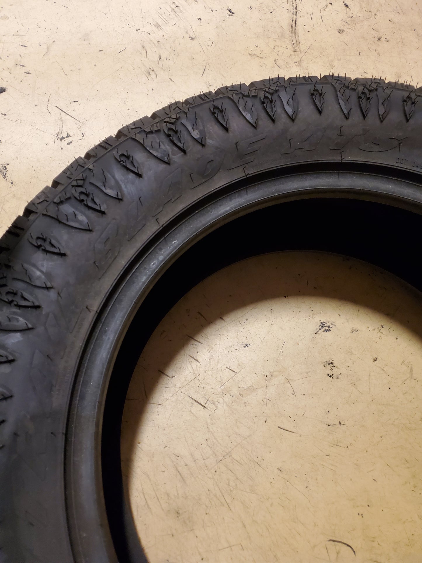 ATTURO TRAIL BLADE ATS BSW P 275 60 20 116T XL ALL TERRAIN TIRE TBASFHJR4PA
