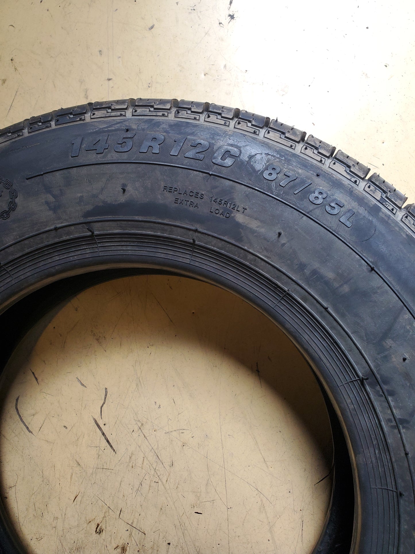 CARLSTAR RADIAL TRAIL RH BSW 145 12C 87/85L 8PLY CARGO TIRE CRTRH14512