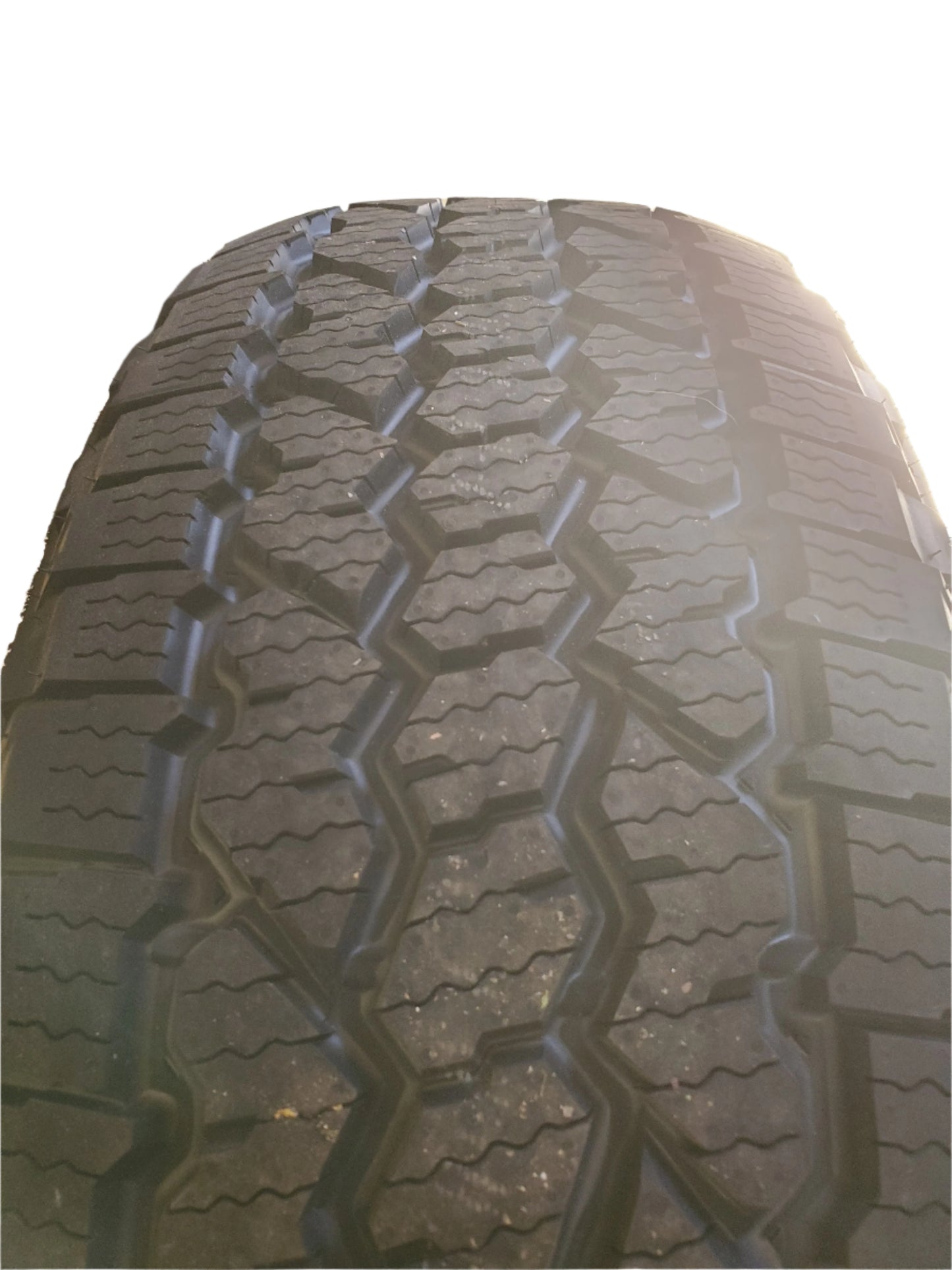 BRIDGESTONE DUELER A/T OWL ASCENT 275 60 20 115T ALL TERRAIN TIRE 009707