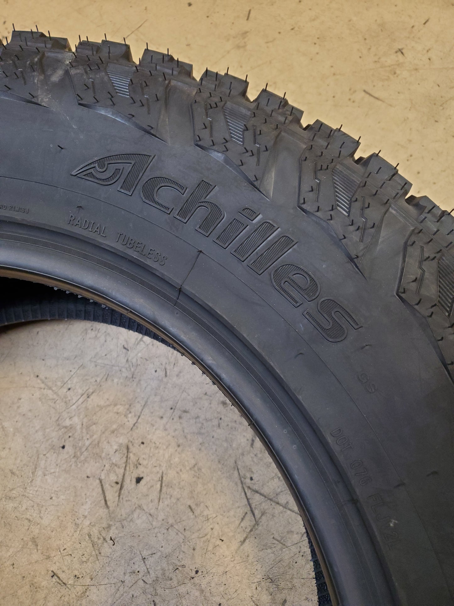 ACHILLES DESERT HAWK AT3 BSW LT 275 65 20 126/123S 10PLY ALL TERRAIN TIRE ADK43