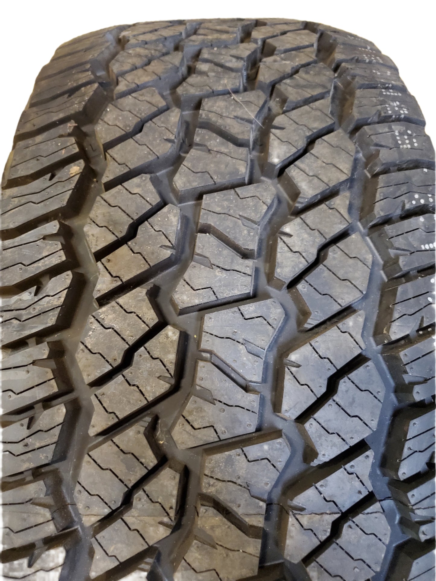 BLACKHAWK RIDGECRAWLER A/T LT 33 12.5 18 118S 10PLY ALL TERRAIN TIRE 4120878V