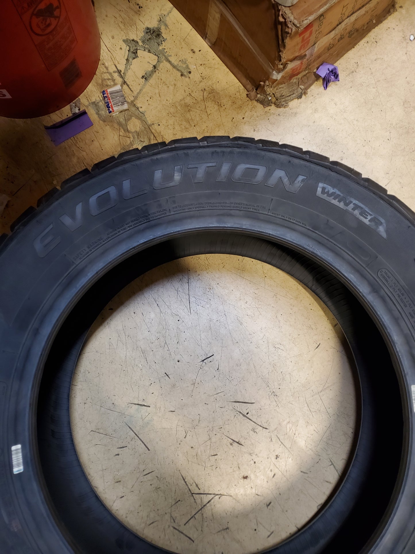 NOS COOPER EVOLUTION WINTER BSW P 215 60 17 96T WINTER TIRE 166139006