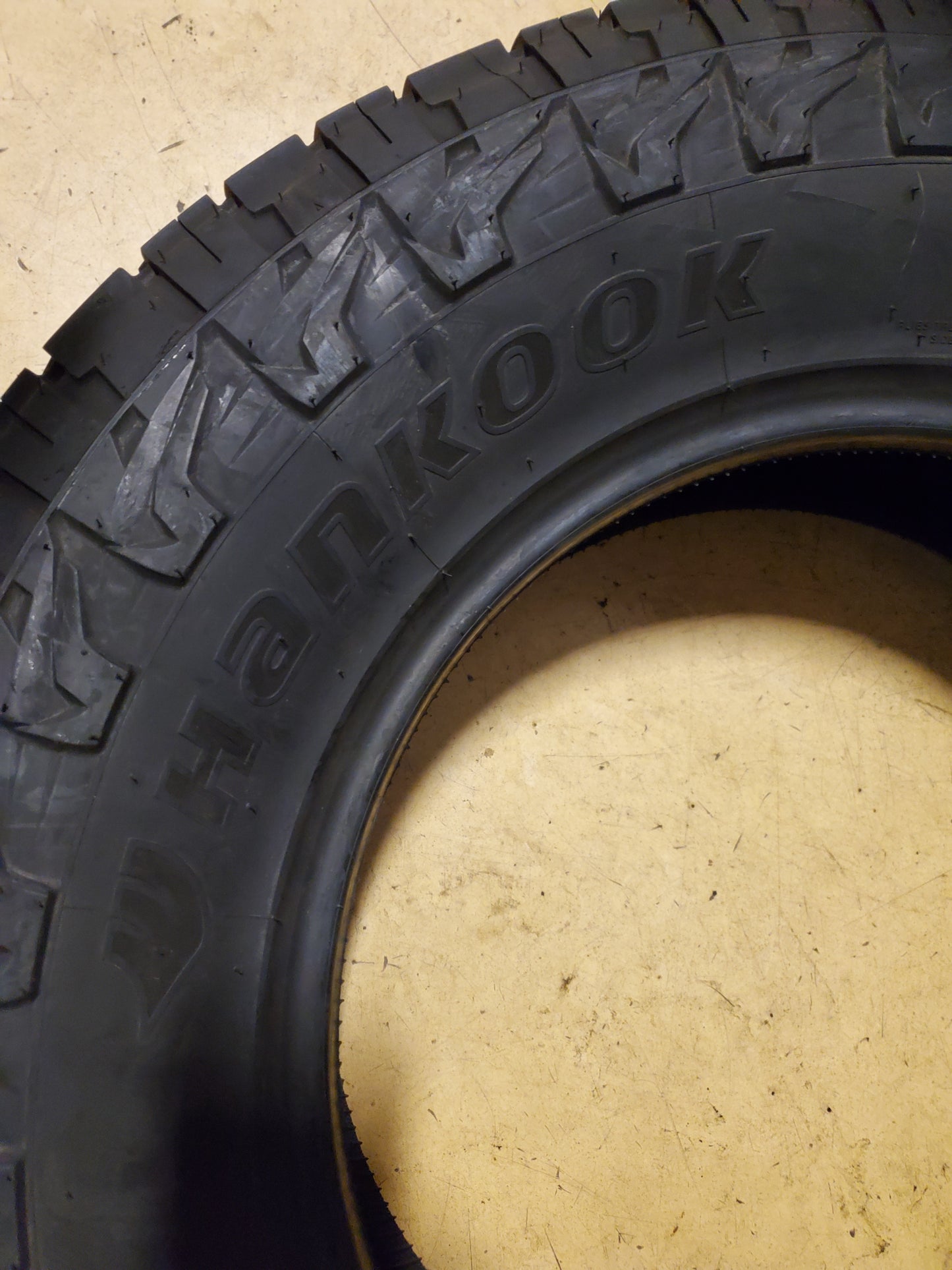 HANKOOK DYNAPRO AT2 XTREME BSW P 265 70 18 116T ALL TERRAIN TIRE 1031247