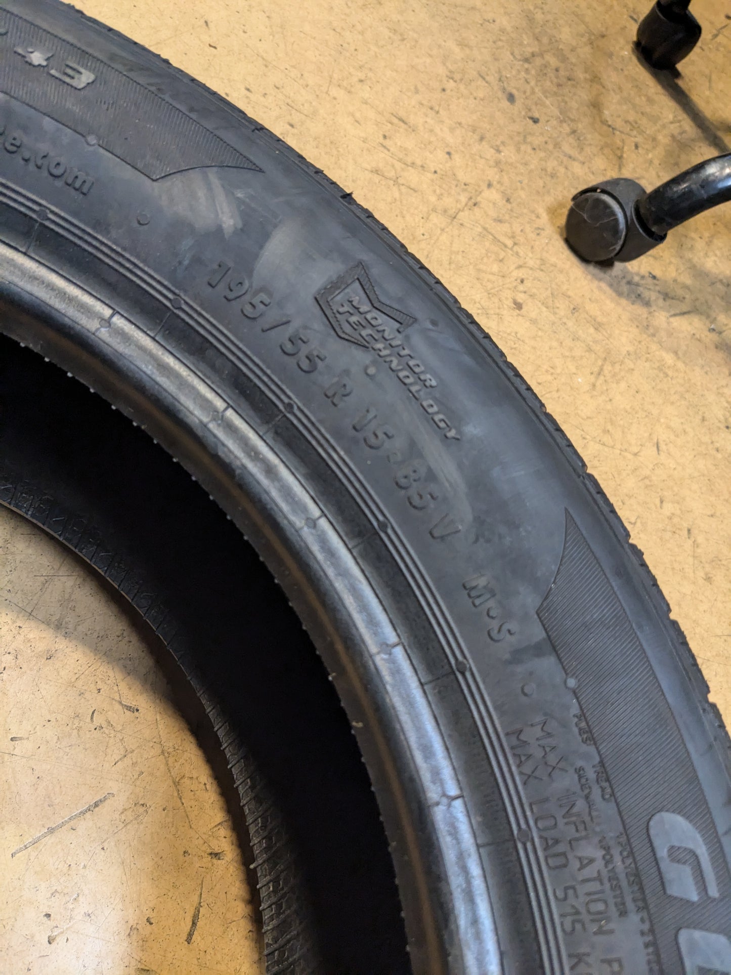 GENERAL ALTIMAX RT43 BSW P 195 55 15 85V SL ALL SEASON TIRE 15577230000