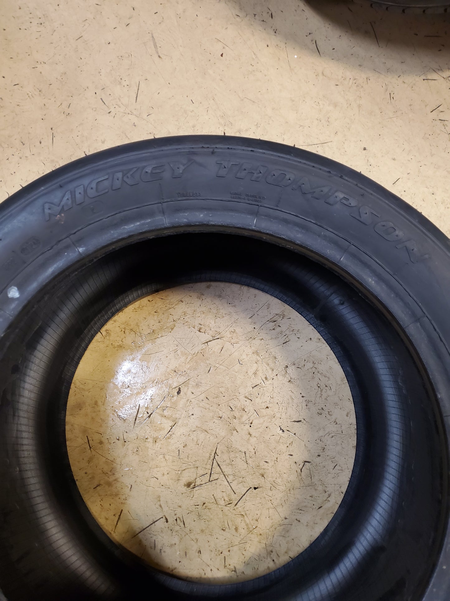MICKEY THOMPSON ET STREET R BSW P 325 35 18 RACING TIRE 255593