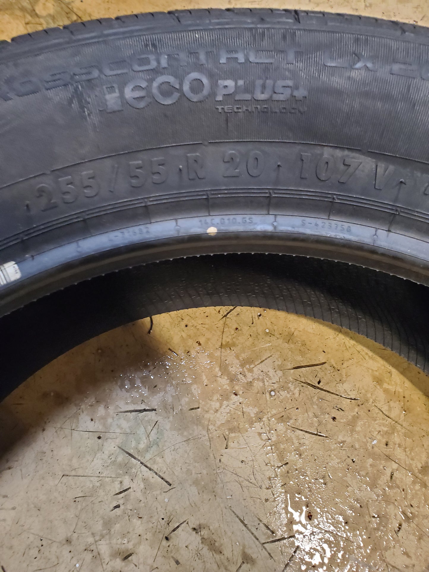 CONTINENTAL CROSSCONTACT LX20 BSW P 255 55 20 107V ALL SEASON TIRE 15578350000