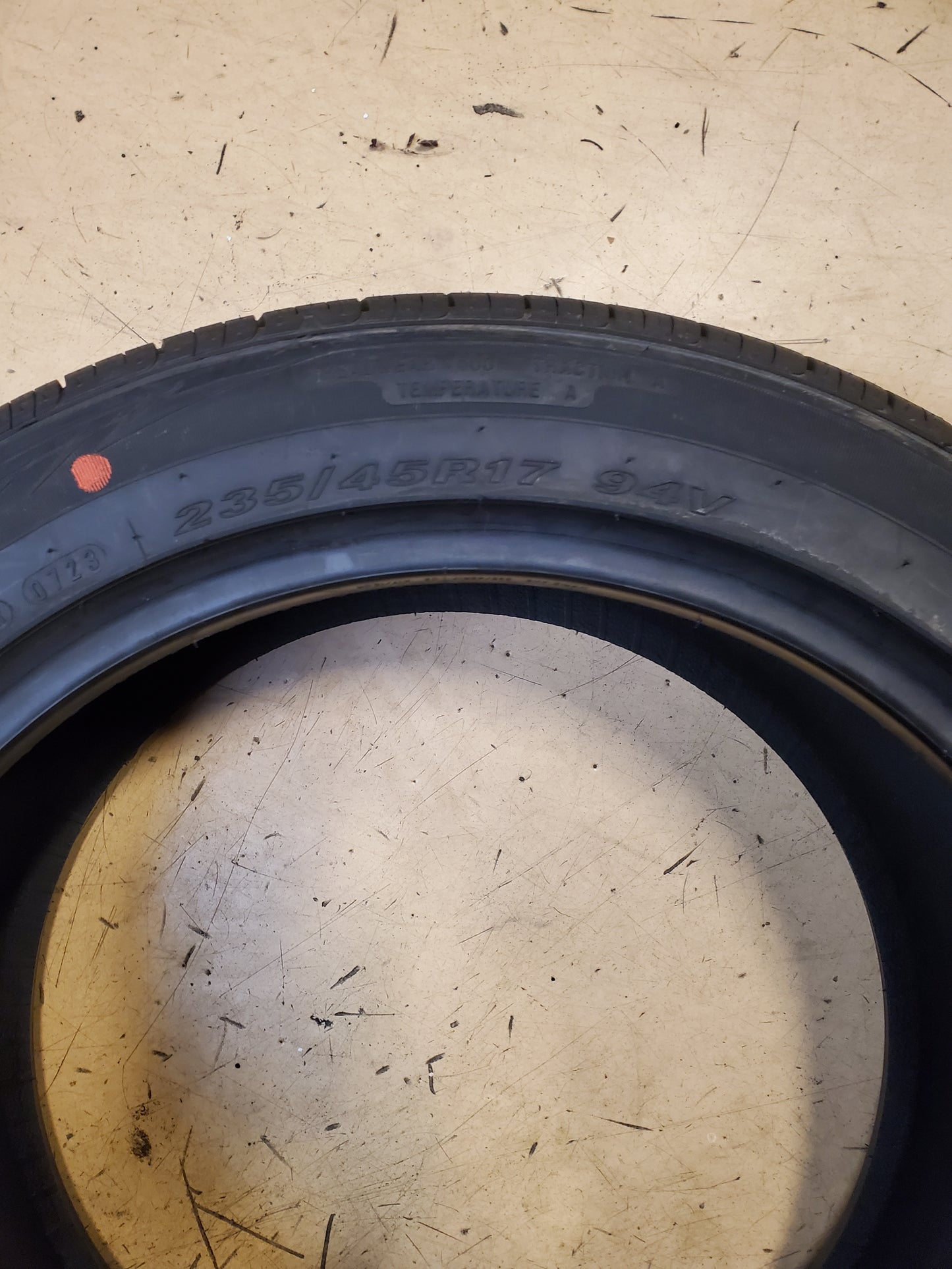 NEXEN NPRIZ AH8 BSW P 235 45 17 94V ALL SEASON TIRE 14753NXK