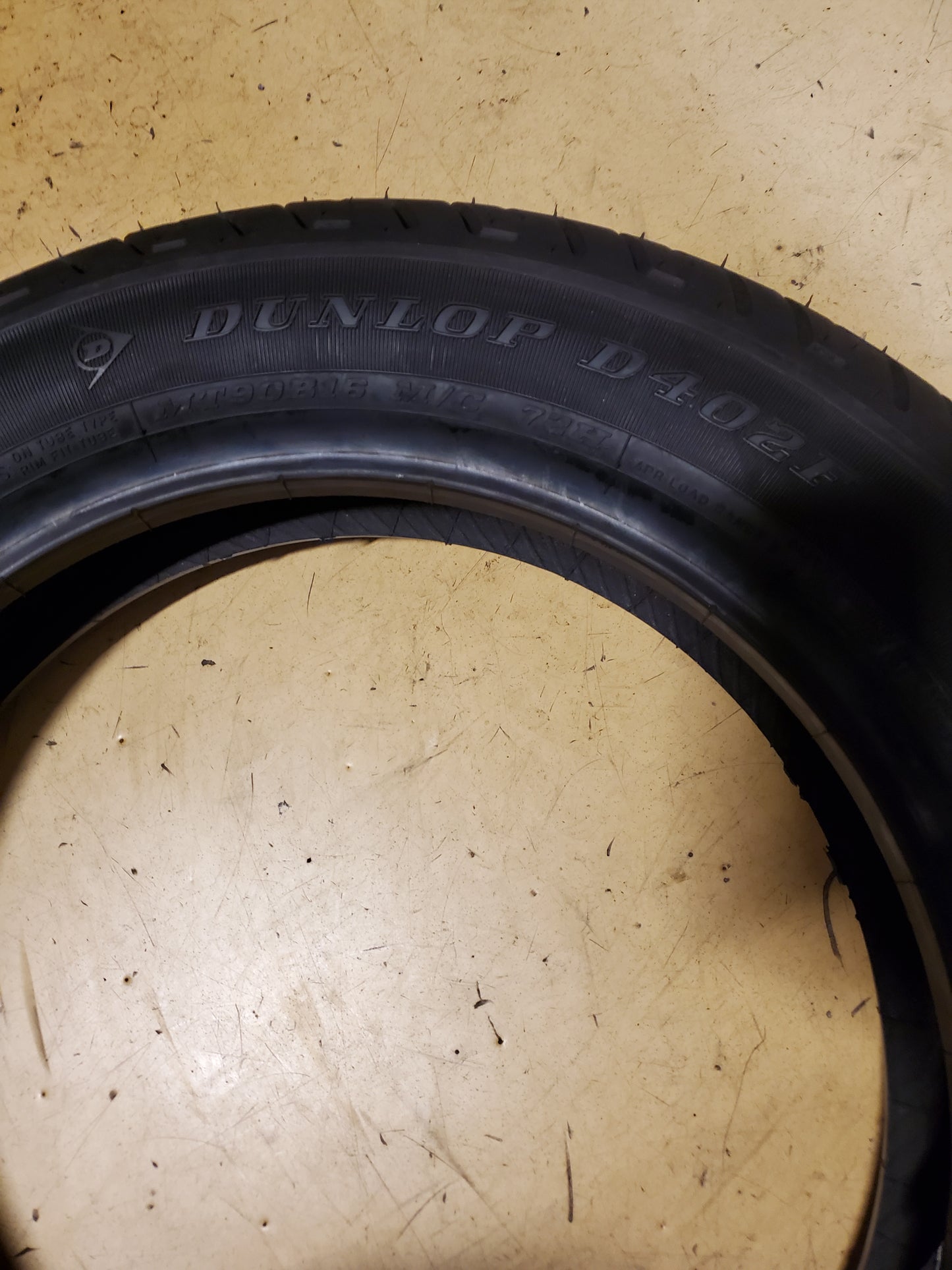 DUNLOP D402F HARLEY DAVIDSON MT90 16 72H FRONT MOTORCYCLE TIRE 45006018