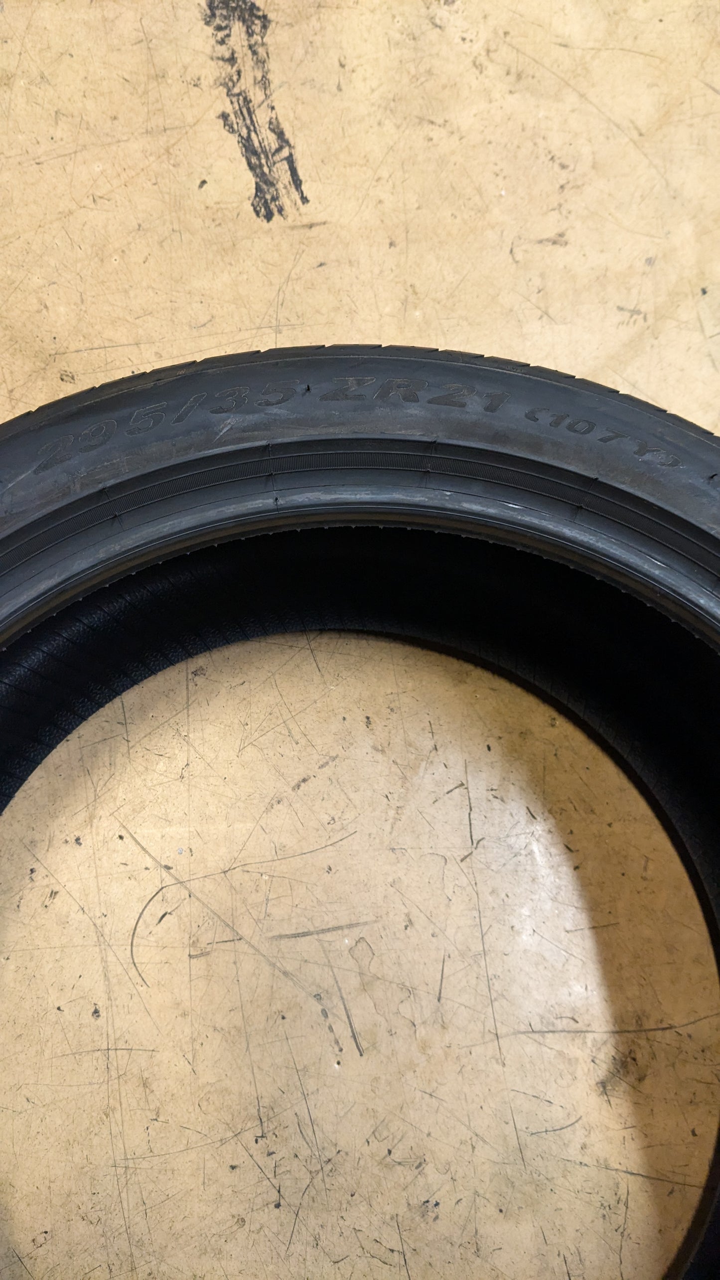 NOS PIRELLI P ZERO MOI BSW P 295 35 21 107Y XL UHP TIRE 2861200