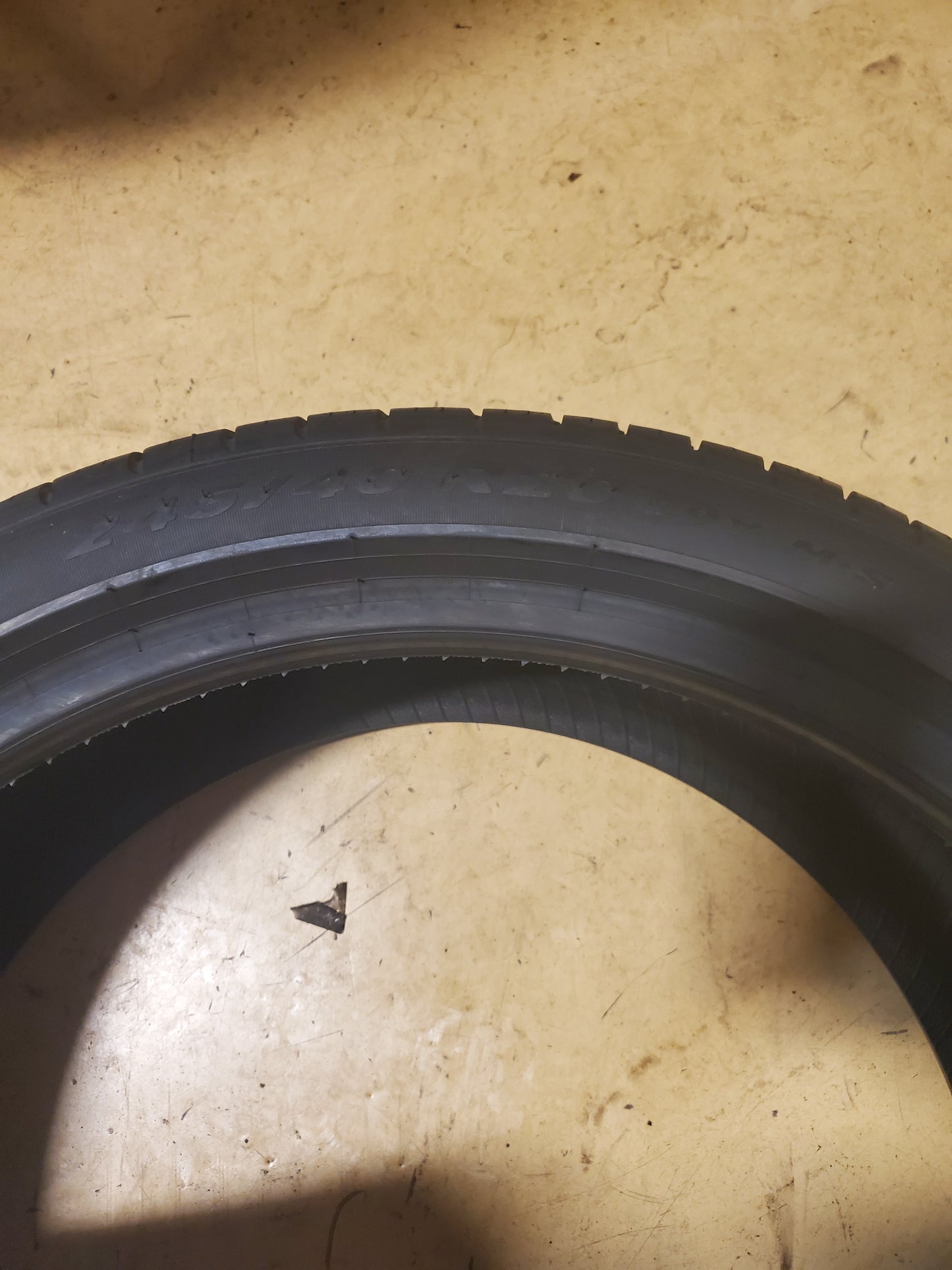 PIRELLI P ZERO A/S PLUS BSW P 245 40 20 99Y XL UHP TIRE 2577700